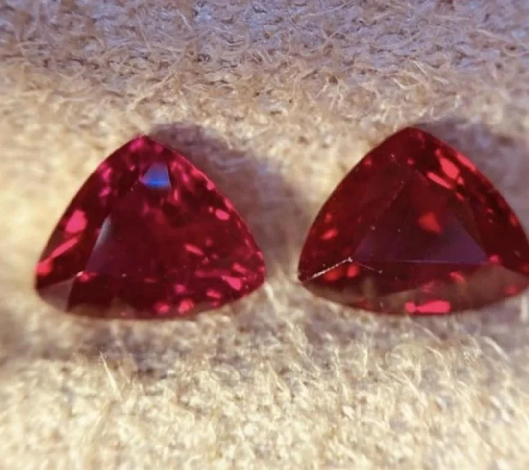 Natural Loupe Clean Vivid Red Untreated Ruby Pair