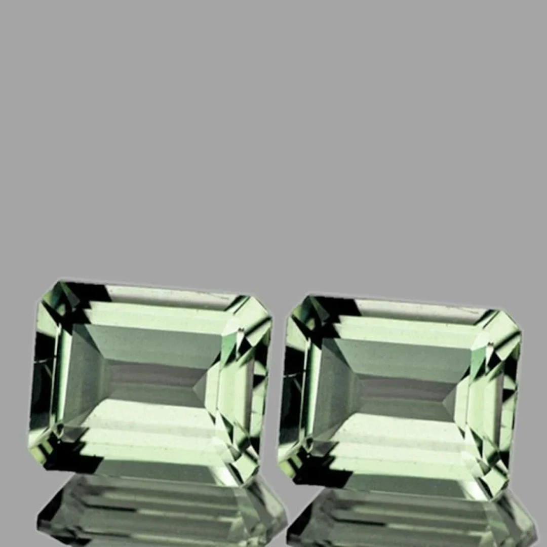 Natural Green Amethyst Pair [Flawless-VVS]