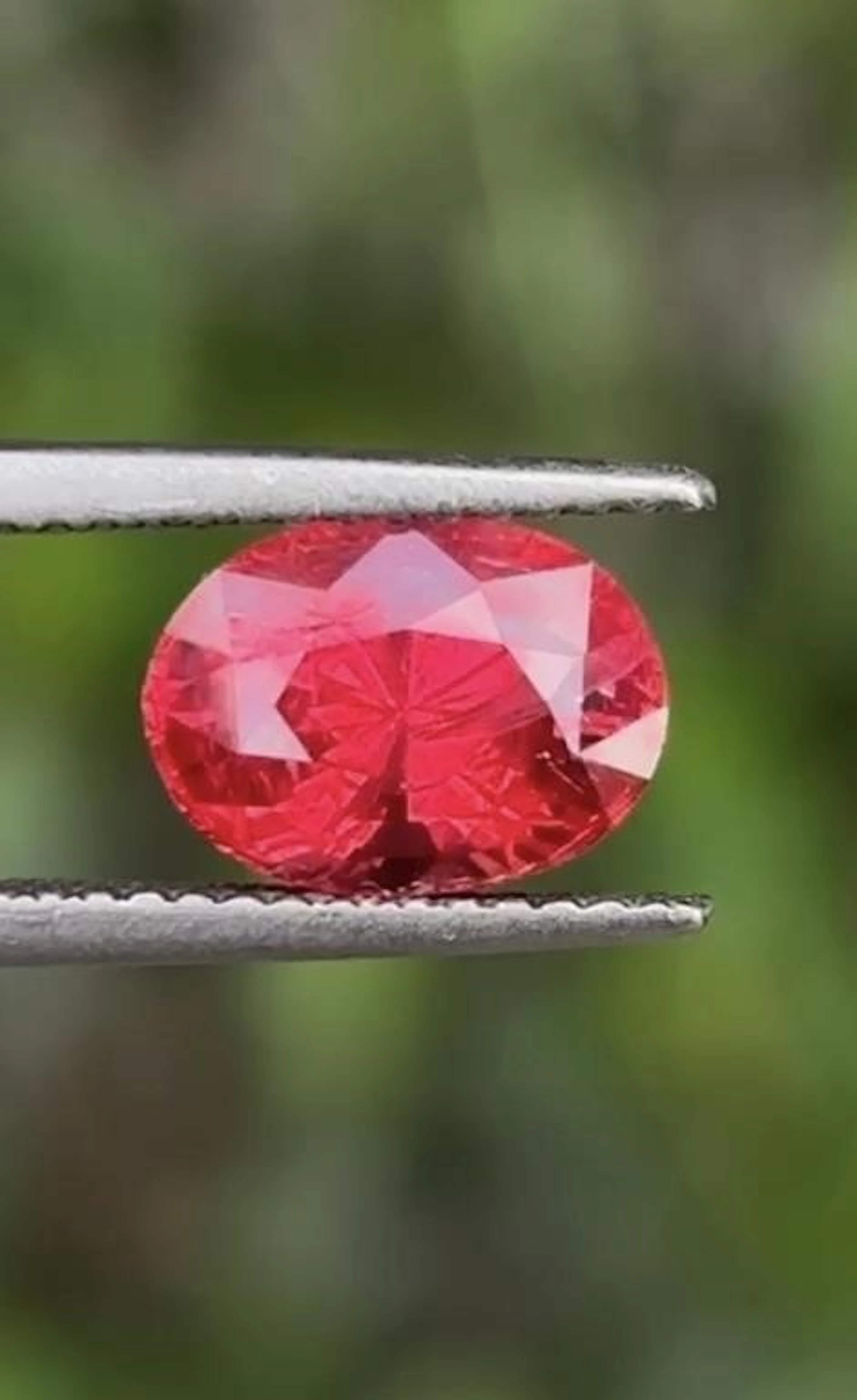 Natural Mahenge Spinel 2.60 Cts - Certified