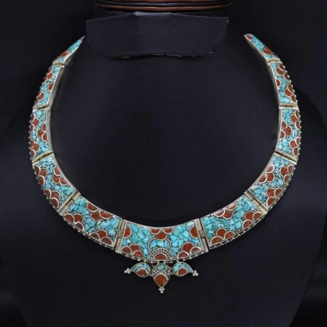 Tibet Natural Stone Tribal Queen Royal Necklace