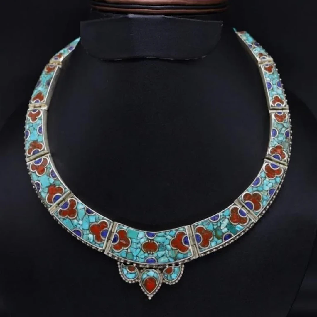 Tibet Natural Stone Tribal Queen Royal Necklace