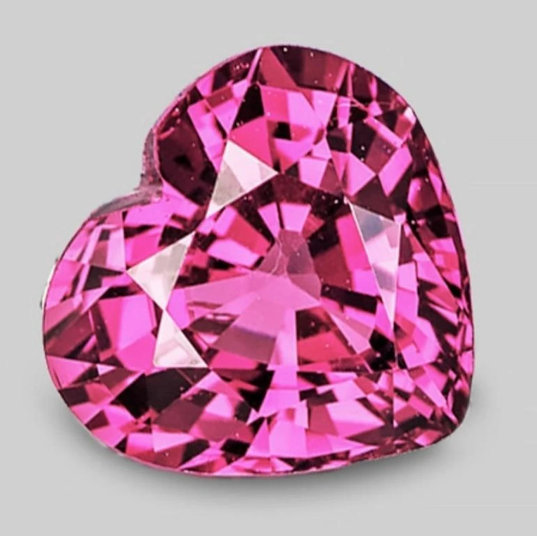 Natural Rare Red Pink Mahenge Spinel {Flawless-VVS