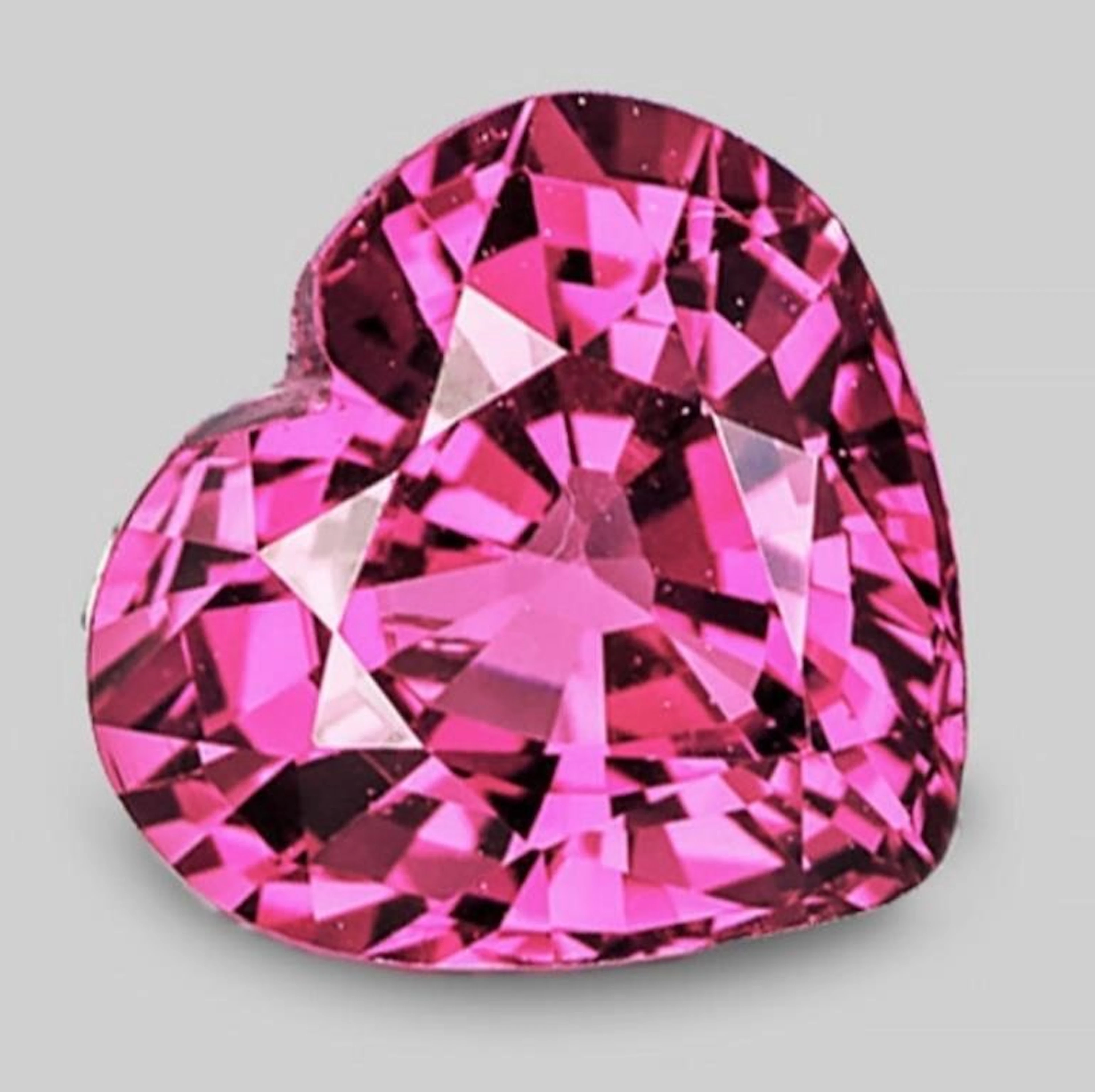 Natural Rare Red Pink Mahenge Spinel {Flawless-VVS