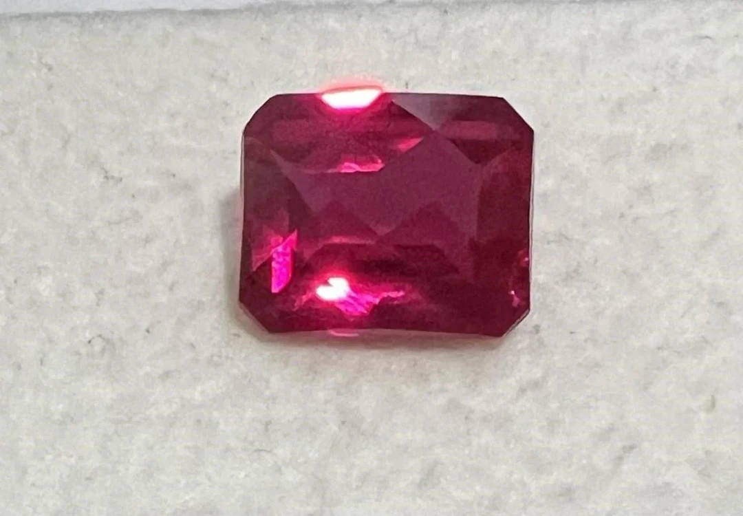 Lab Created Vivid Red Topaz 31.25 Cts - VVS