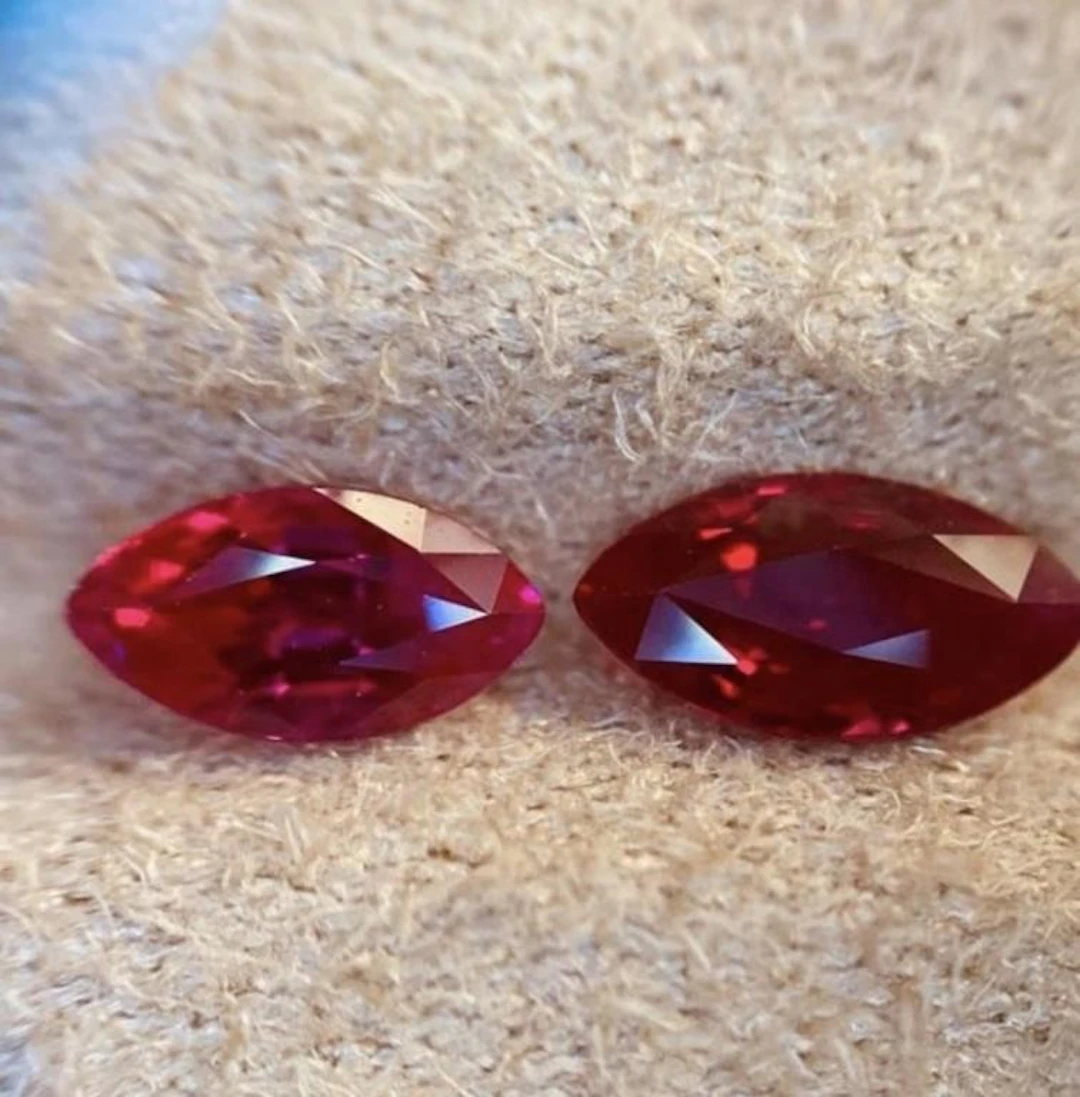 Natural Loupe Clean Vivid Red Untreated Ruby Pair