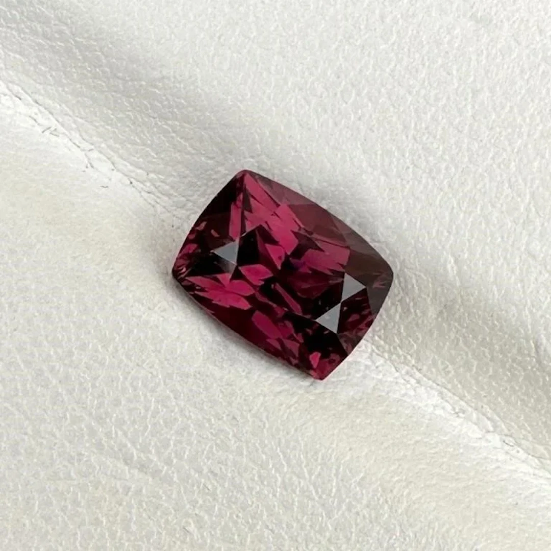 Natural Cushion Pink Spinel 2.77 Cts - Untreated