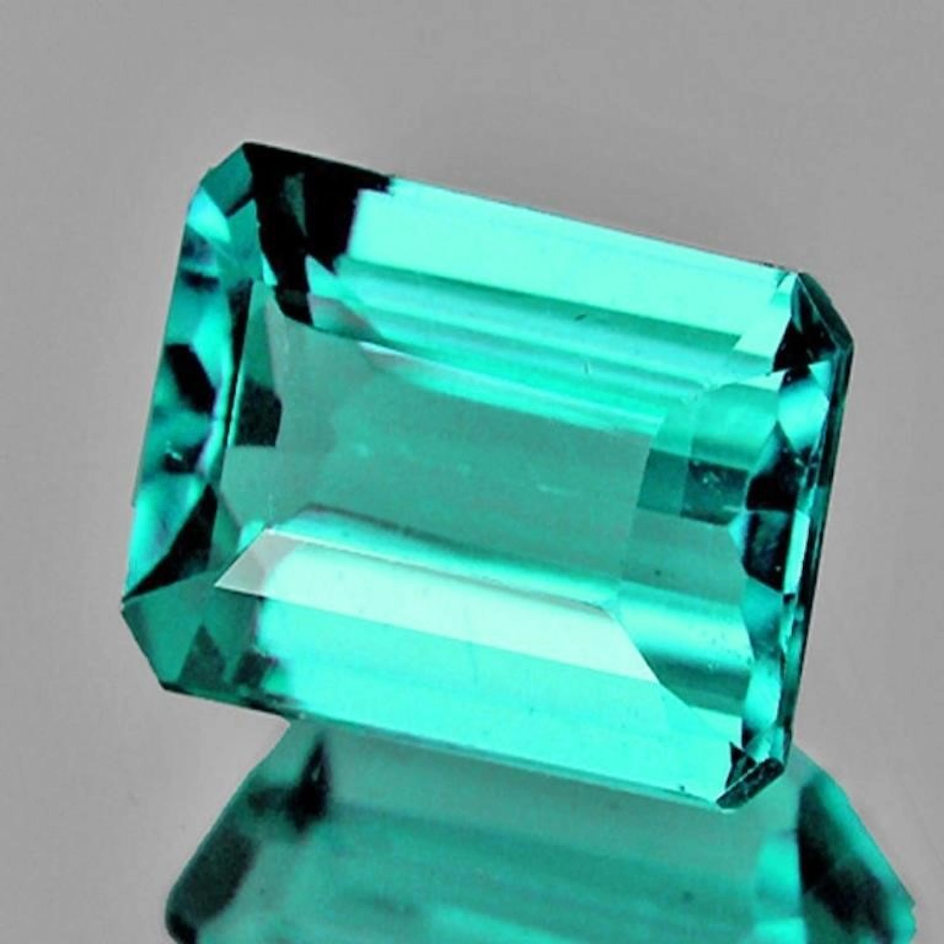 Natural Paraiba Green Blue Apatite [VVS]