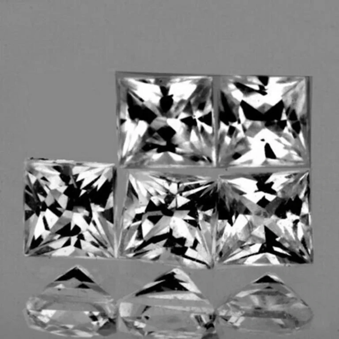 Natural White Sapphire 5 Pcs [Flawless-VVS]