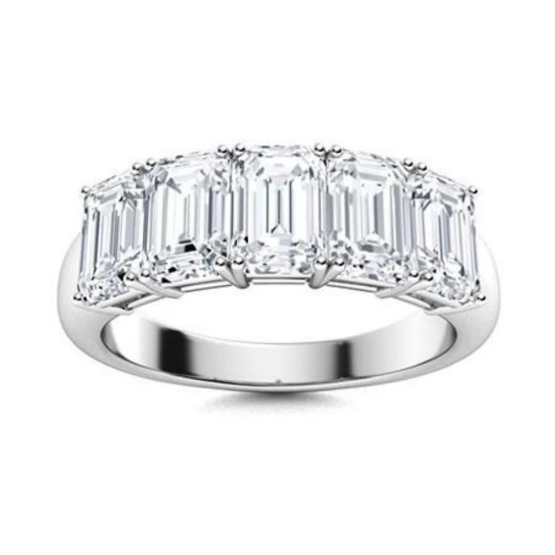 Gold & White Diamond 2.50 Cts Ring