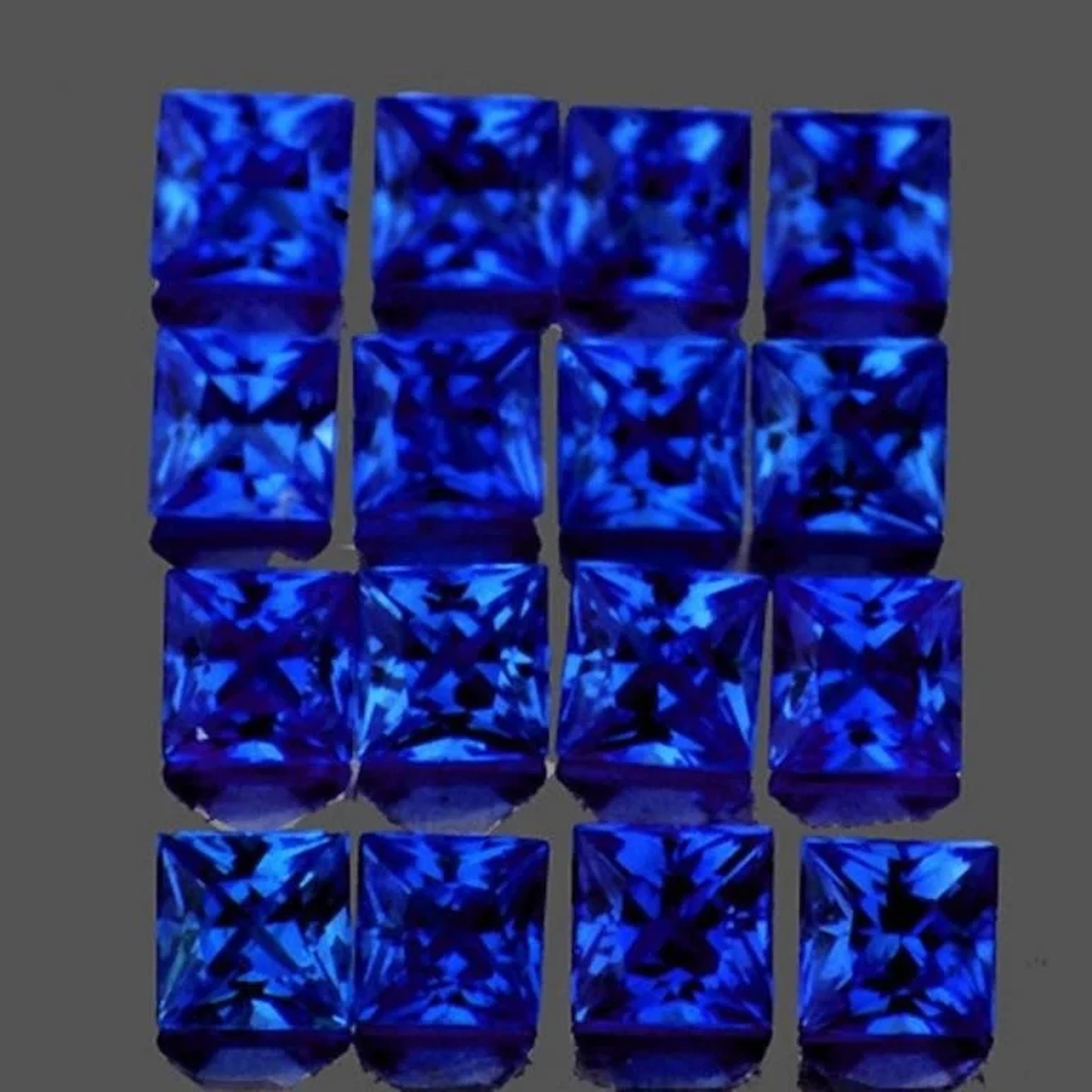 Natural Princess Royal Blue Sapphire [Flawless-VVS