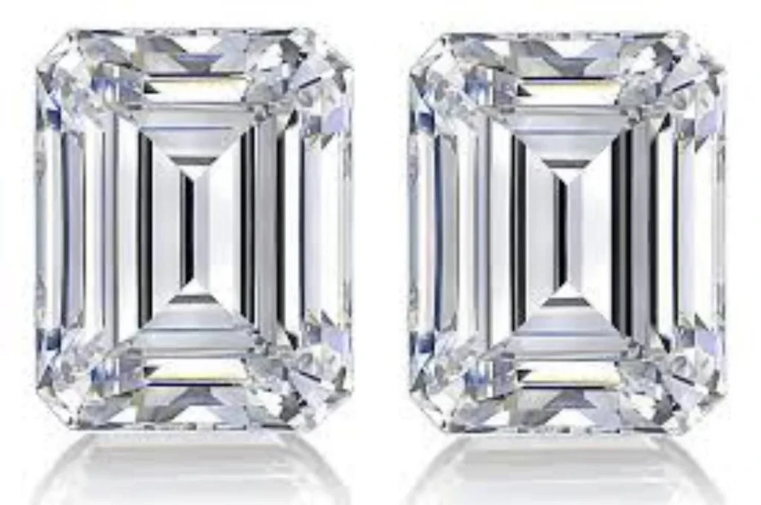 Brilliant White Emerald Cut Diamond Pair 10 Cts -