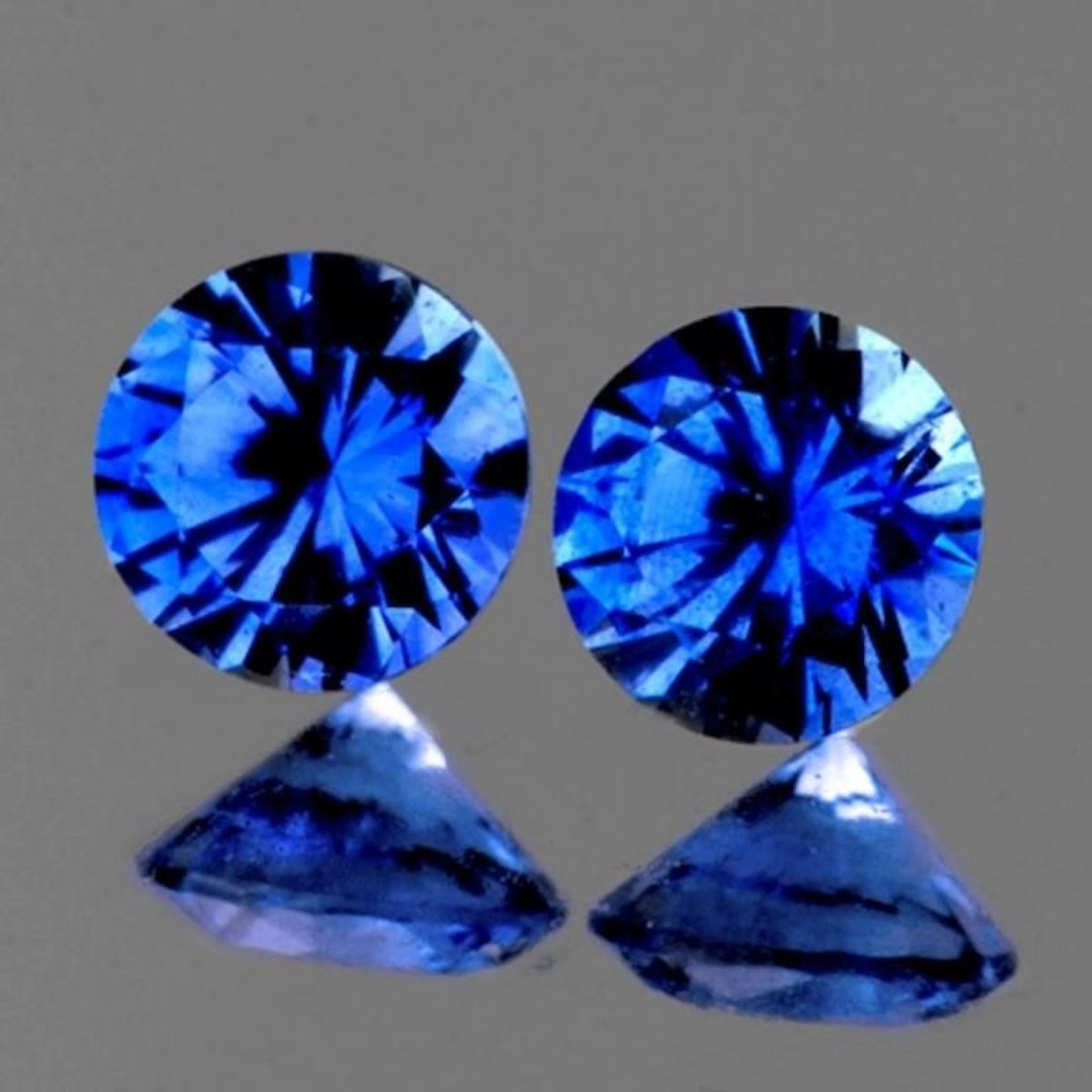 Natural Intense Blue Sapphire Pair [Flawless-VVS]