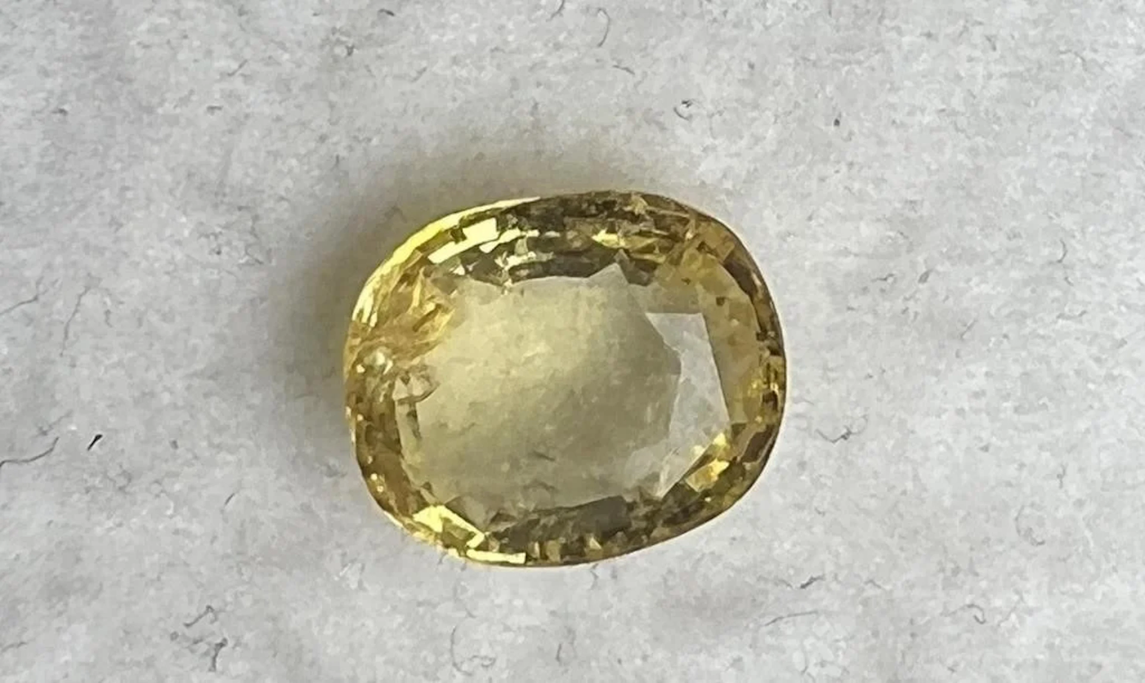 Natural Yellow Ceylon Sapphire 3.66 Cts.....Untre