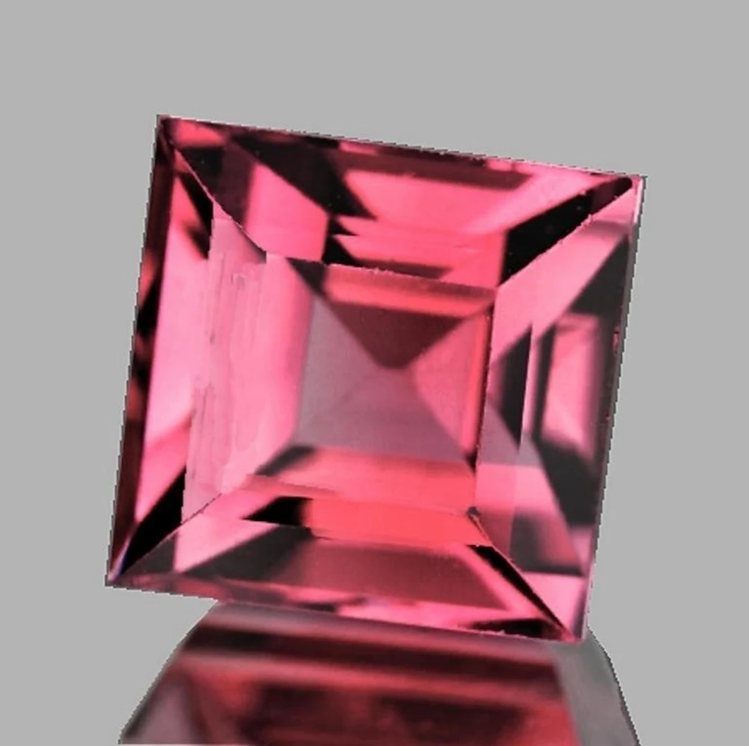 Natural Padparadscha Pink Tourmaline {Flawless-VV