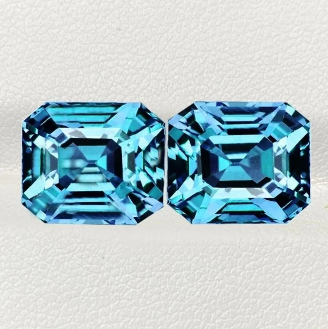Natural Cambodian Blue Zircon Pair {Flawless-VVS1}