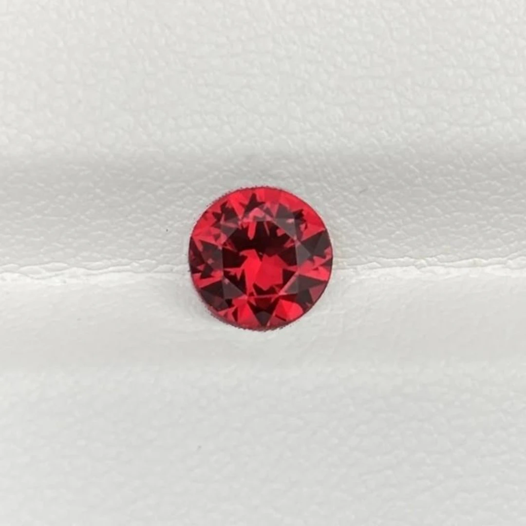 Natural Burma Orange Red Spinel [VVS]