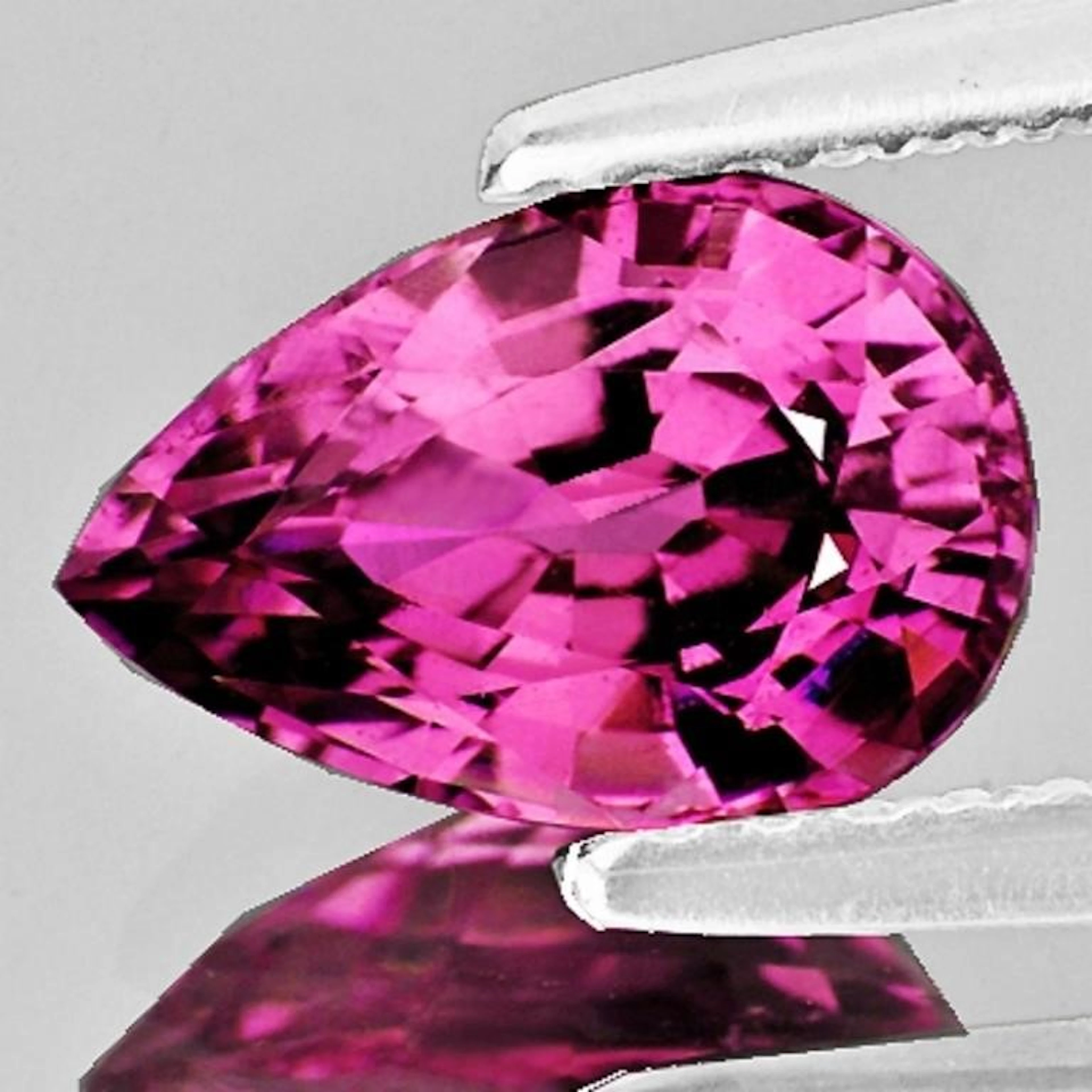 Natural Rare Pink Mahenge Spinel {Flawless-VVS}