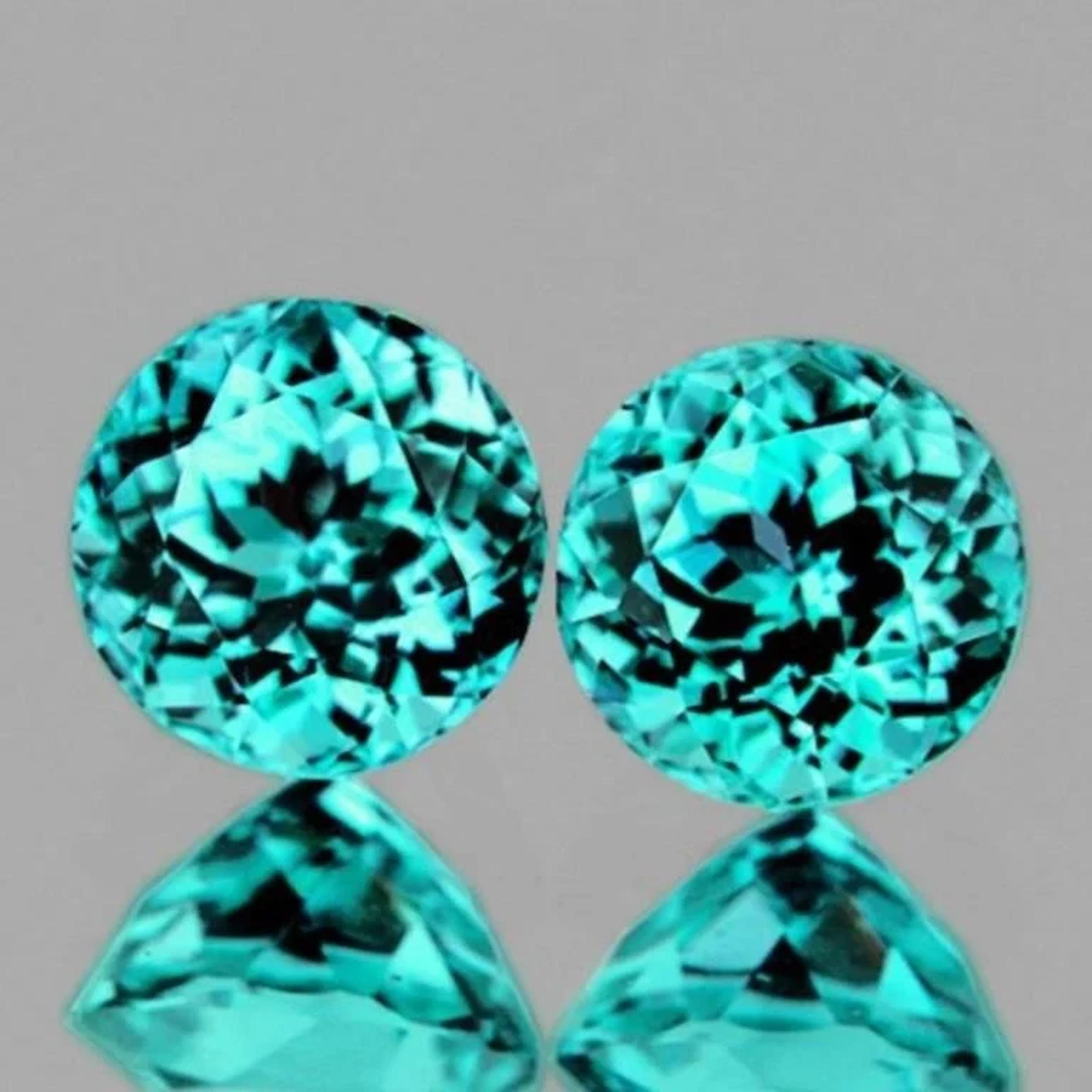 Natural Paraiba Blue Green Apatite Pair [VVS]