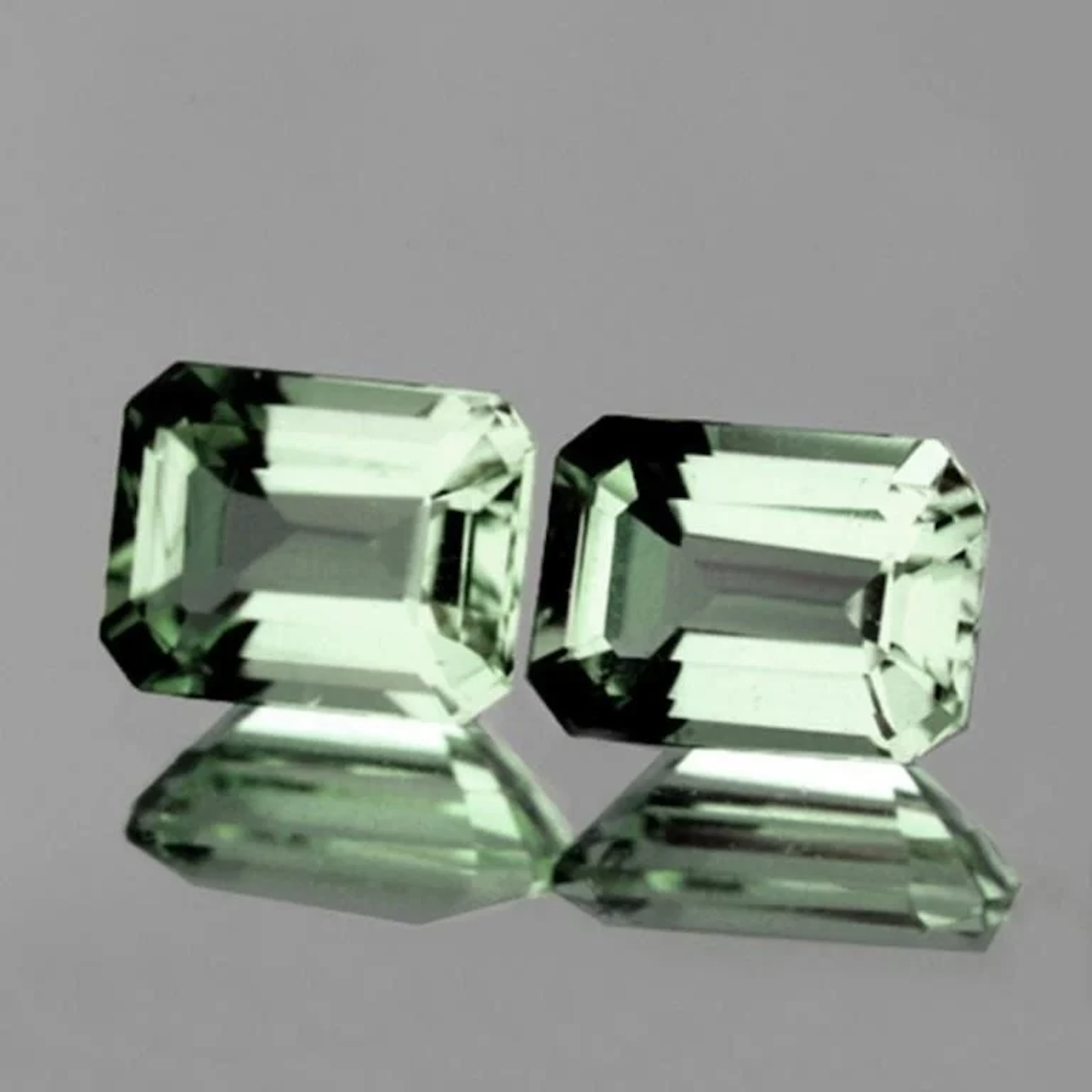 Natural Green Amethyst Pair [Flawless-VVS]