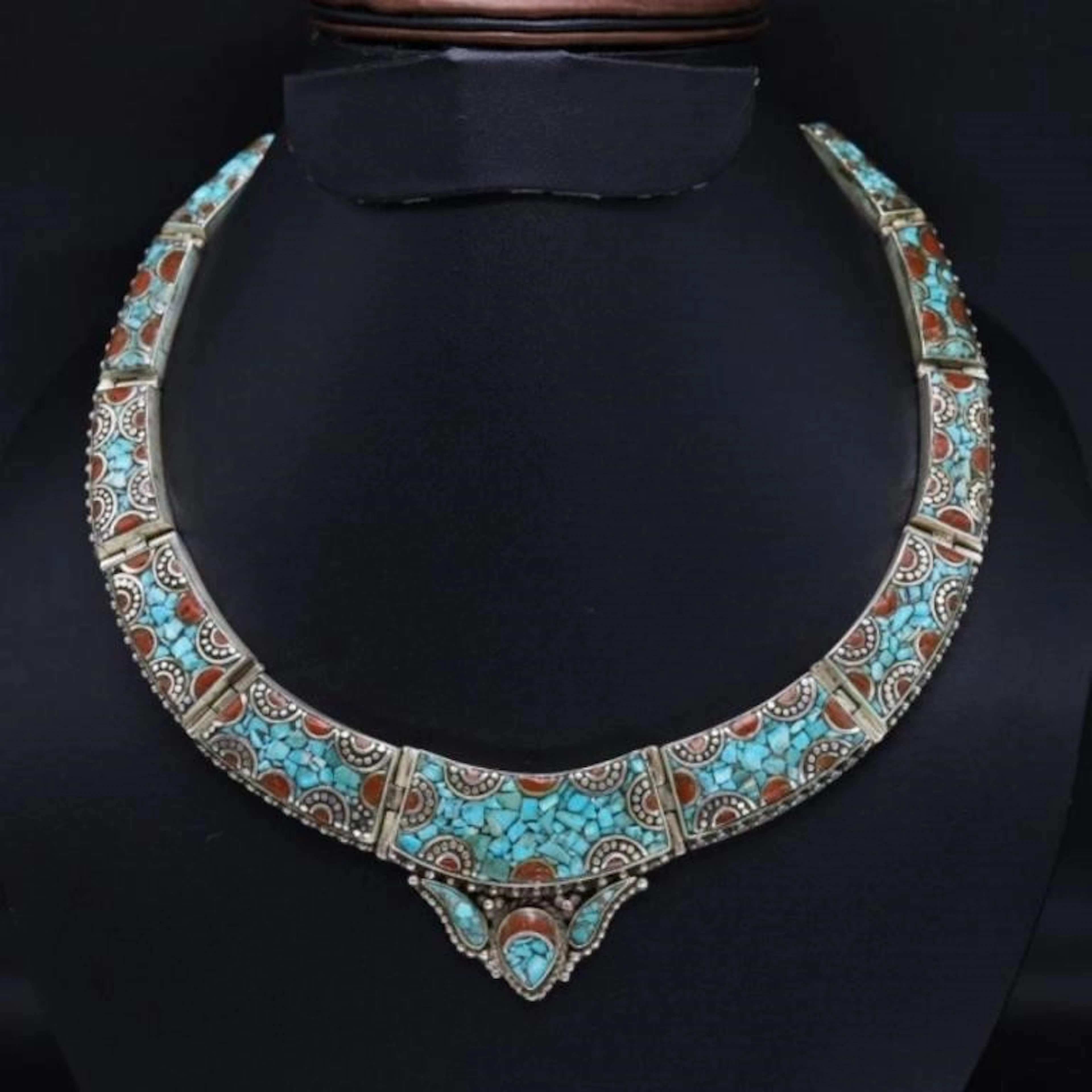 Tibet Natural Stone Tribal Queen Royal Necklace