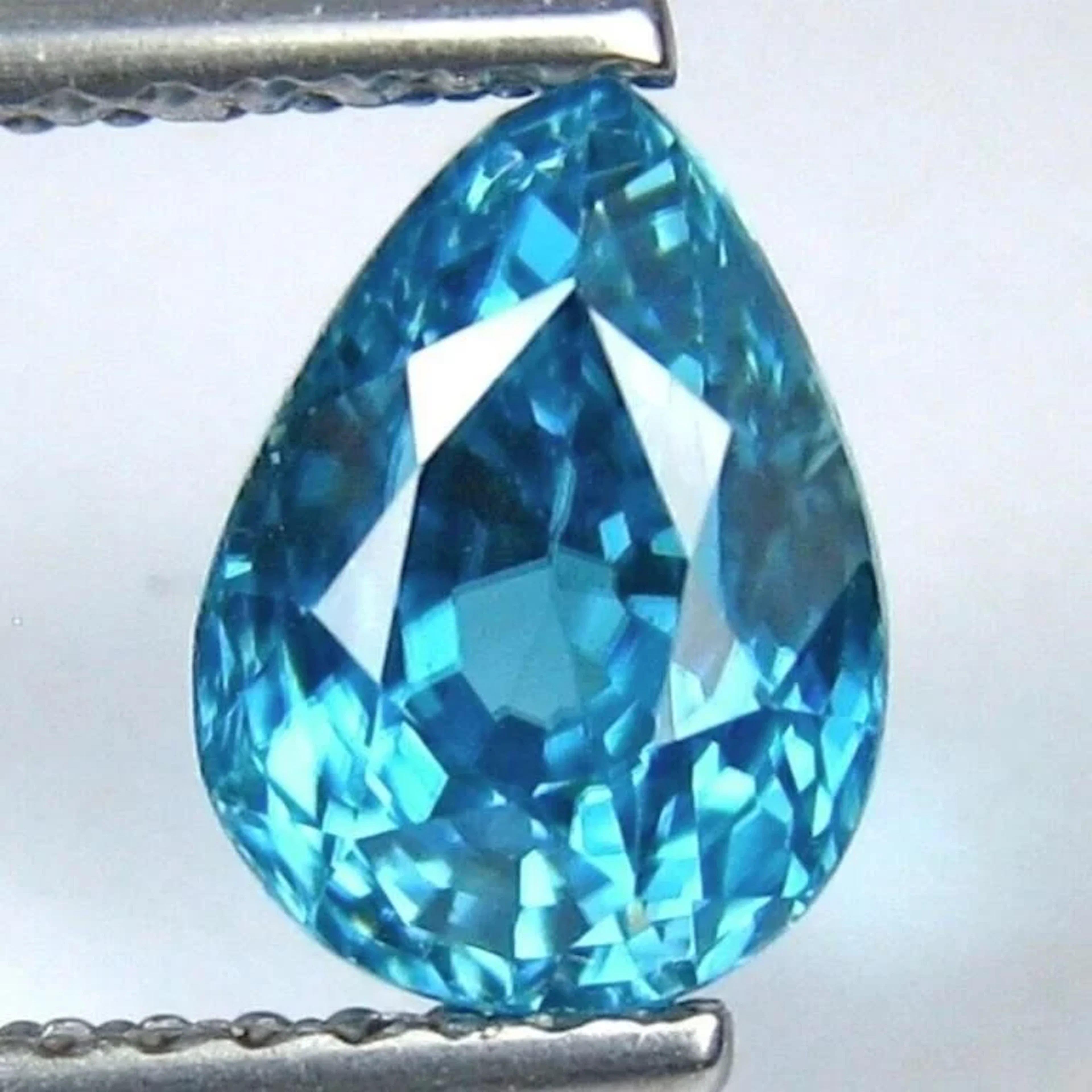 Natural Cambodian Blue Zircon {VVS}