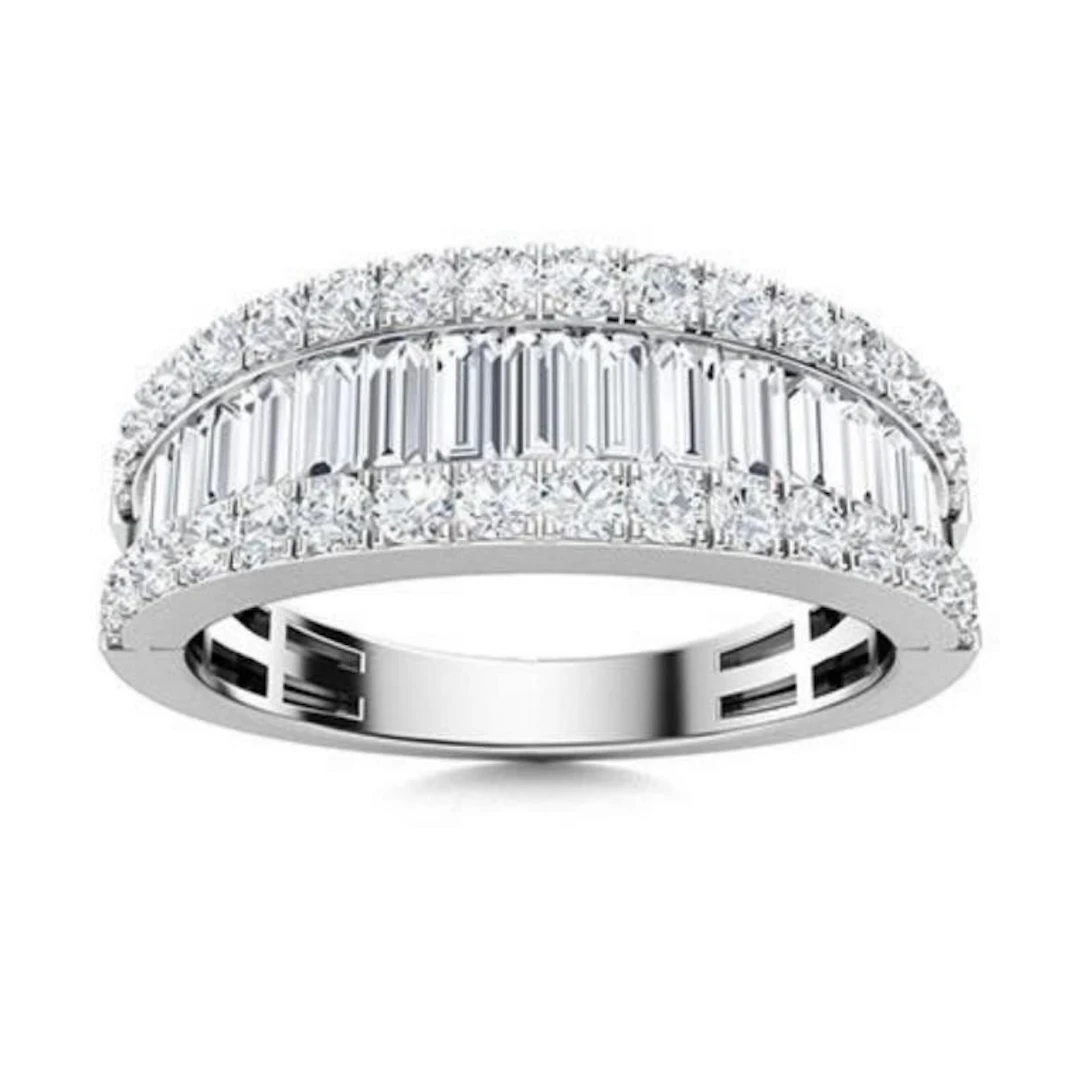 Gold & White Diamond 5 Cts Ring