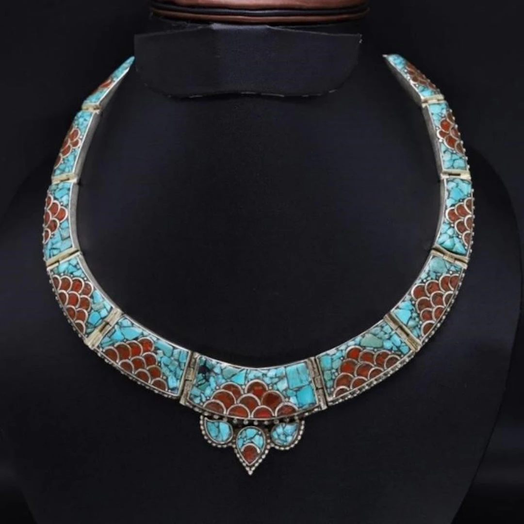 Tibet Natural Stone Tribal Queen Royal Necklace