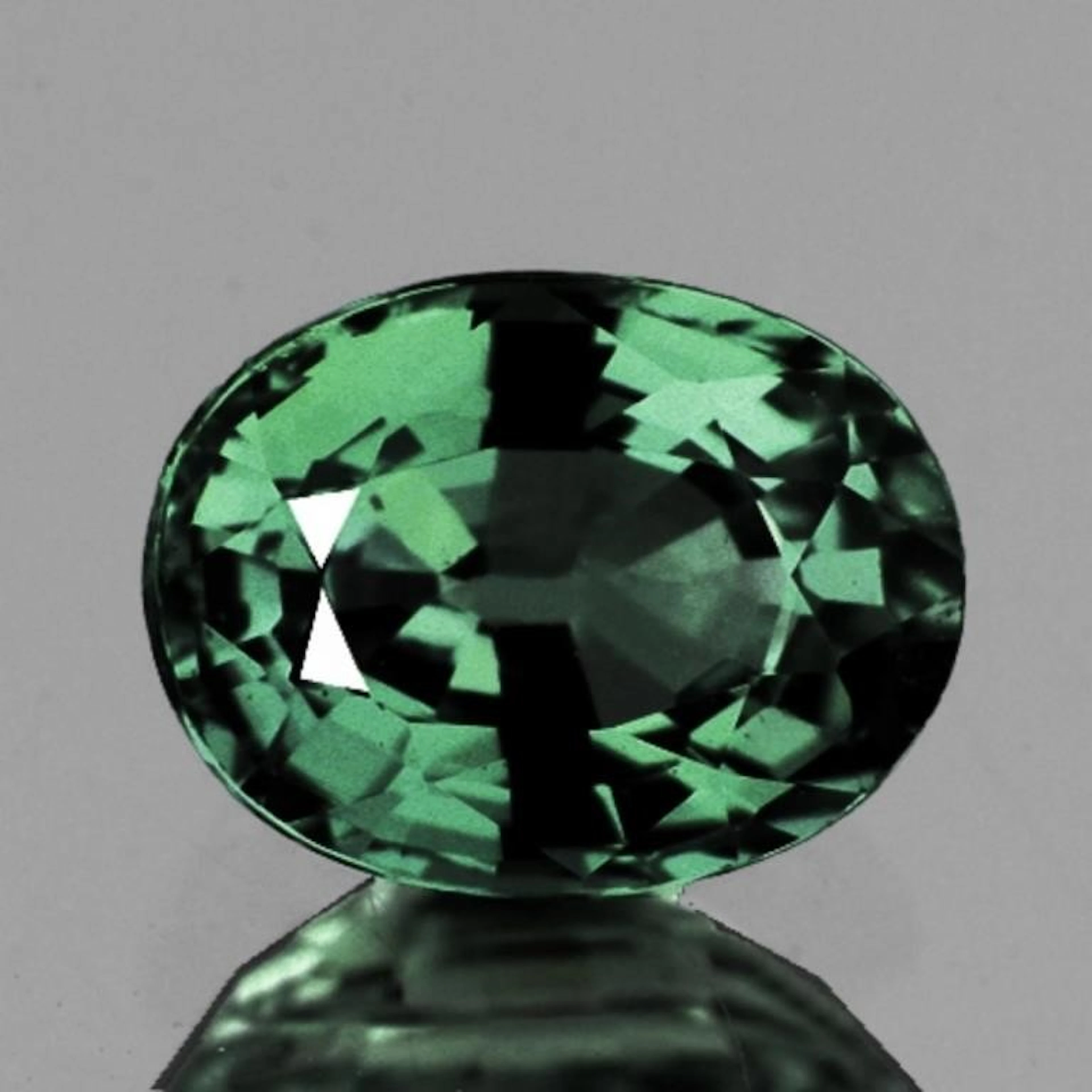 Natural Teal Green Sapphire 1.23 Cts {VVS}