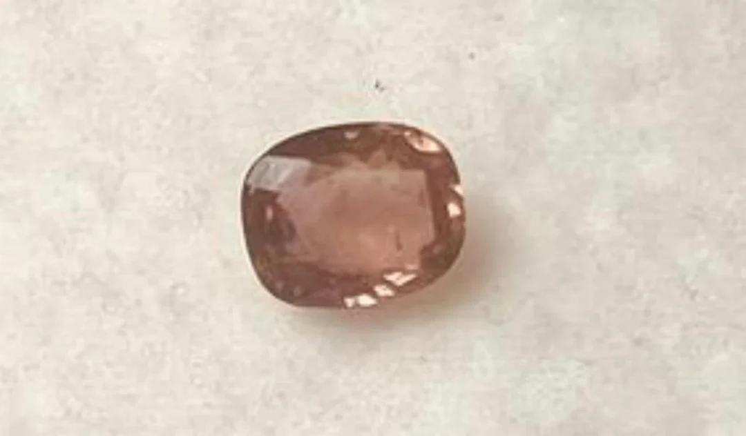 Natural Pink Ceylon Sapphire...2.60 cts