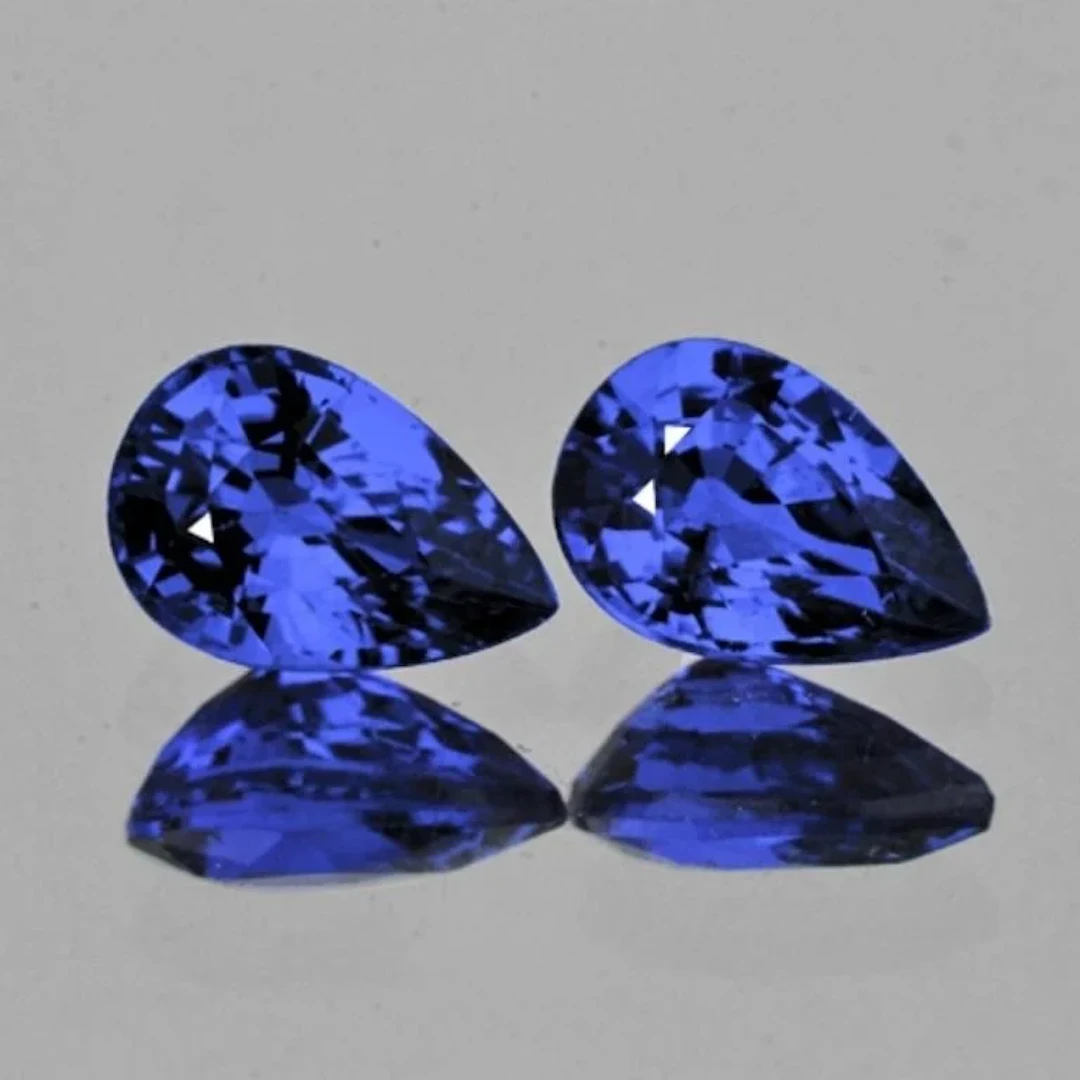 Natural Blue Sapphire Pair 6x4 MM {Flawless-VVS}
