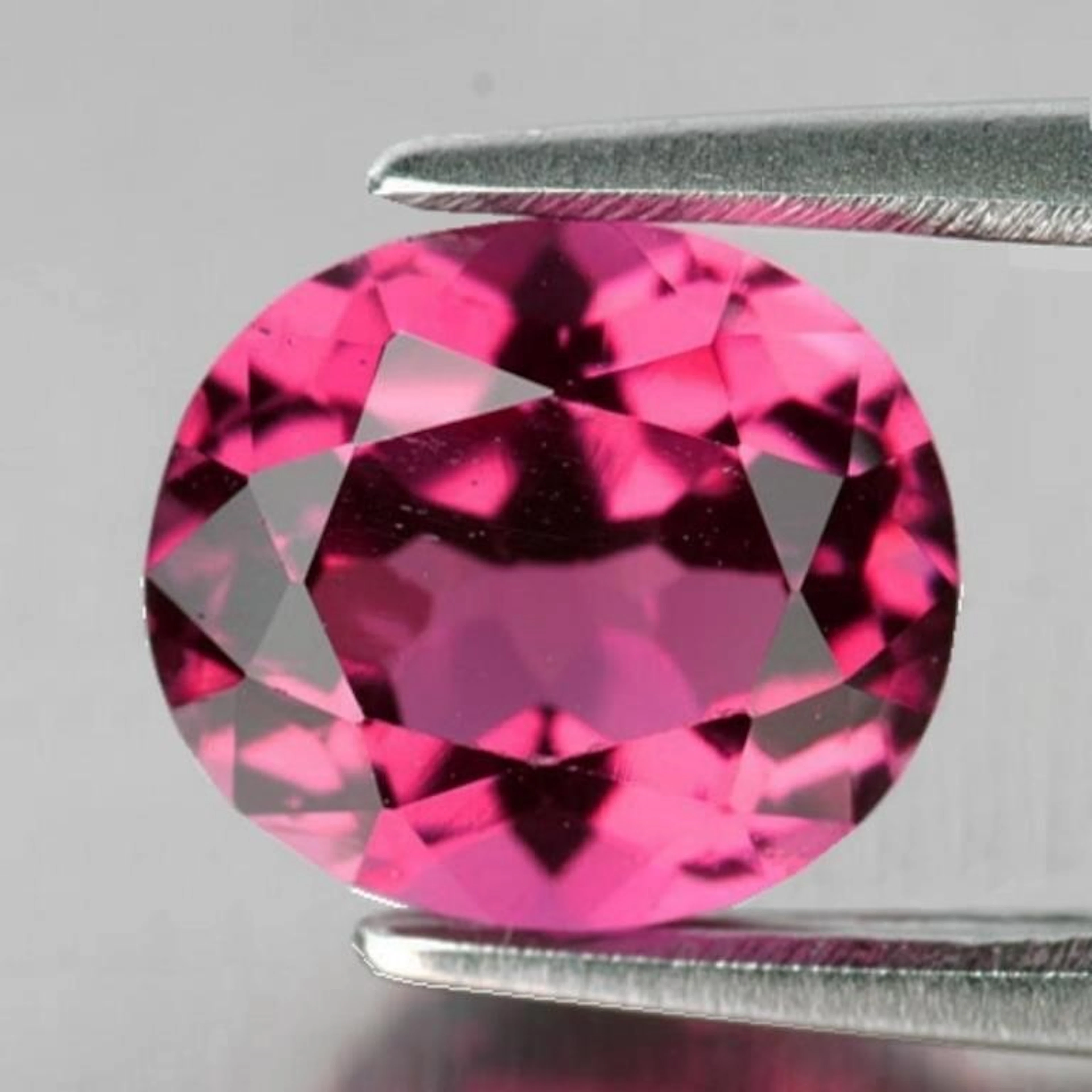 Natural Oval Pink Tourmaline {VVS}