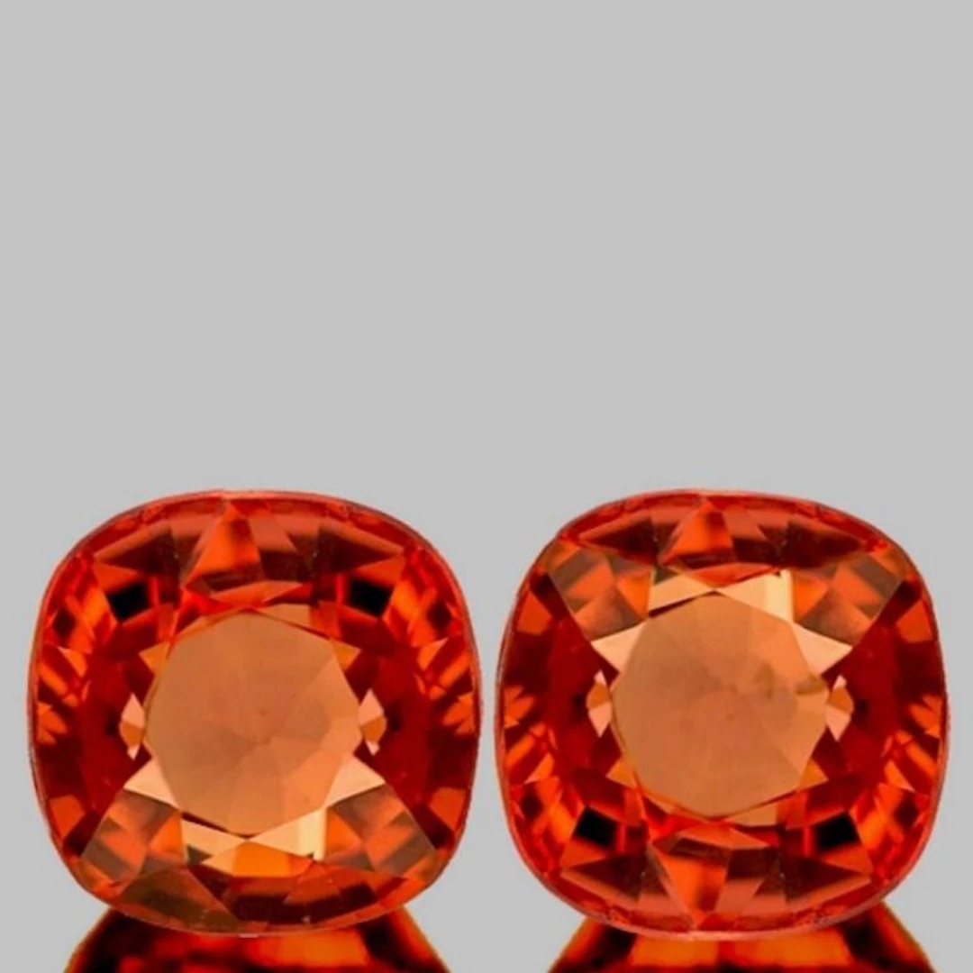 Natural Intense Orange Sapphire Pair[Flawless-VVS]