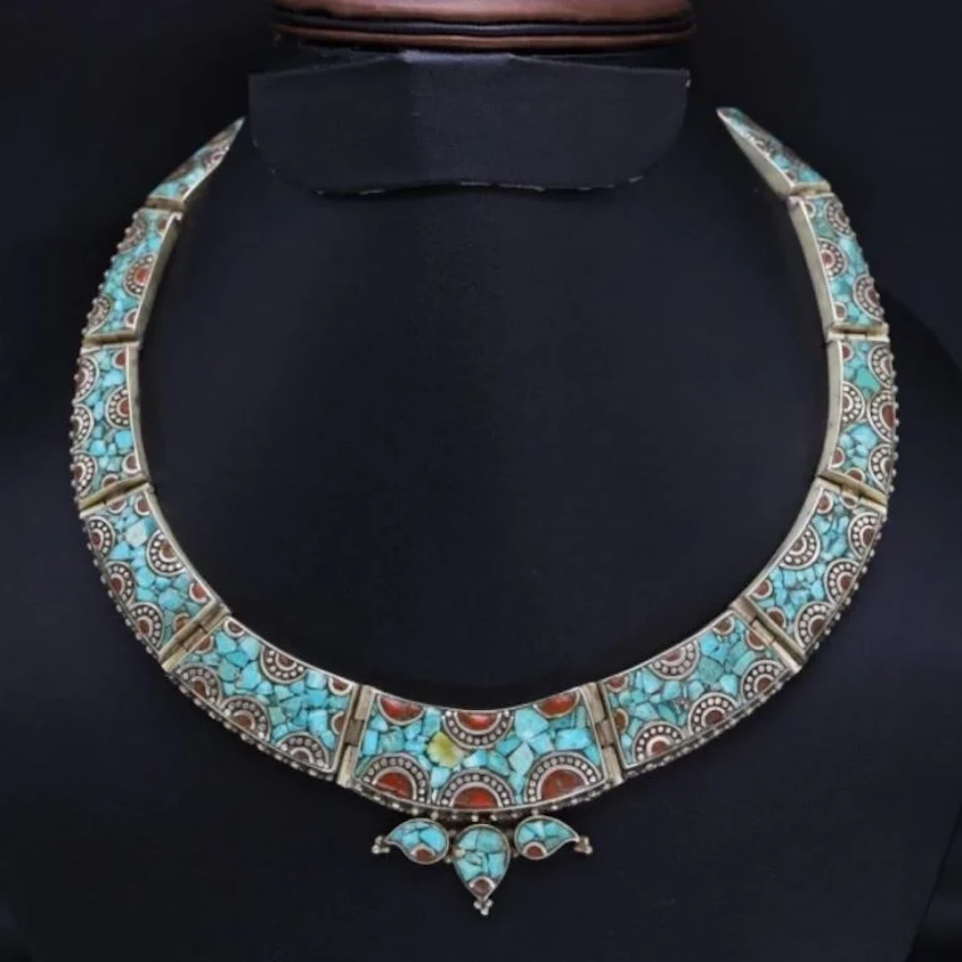 Tibet Natural Stone Tribal Queen Royal Necklace