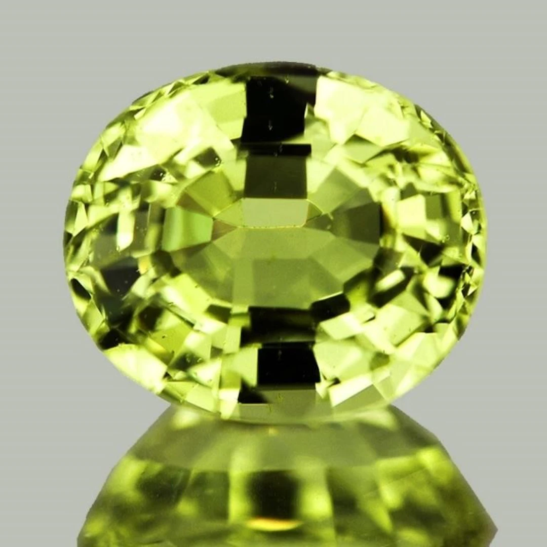Natural Brazil Green Chrysoberyl {Flawless-VVS}
