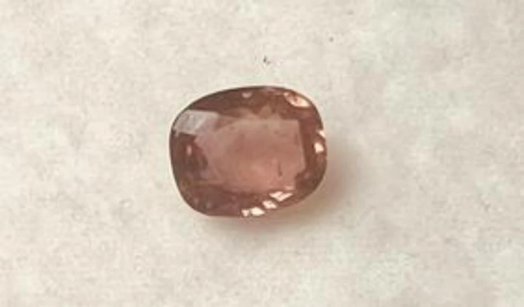 Natural Pink Ceylon Sapphire...2.60 cts