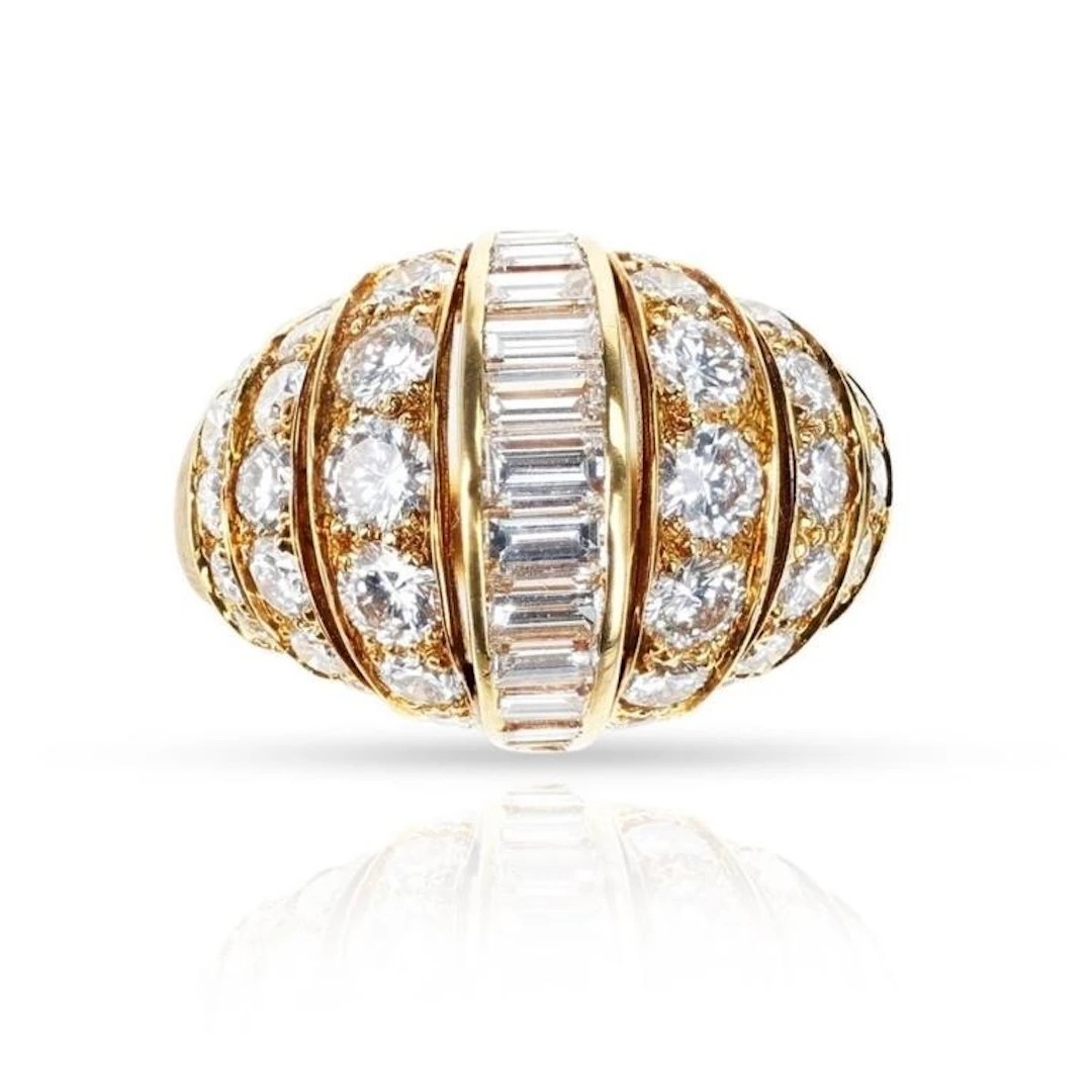 18k Gold & White Diamond 4.02 Cts Ring