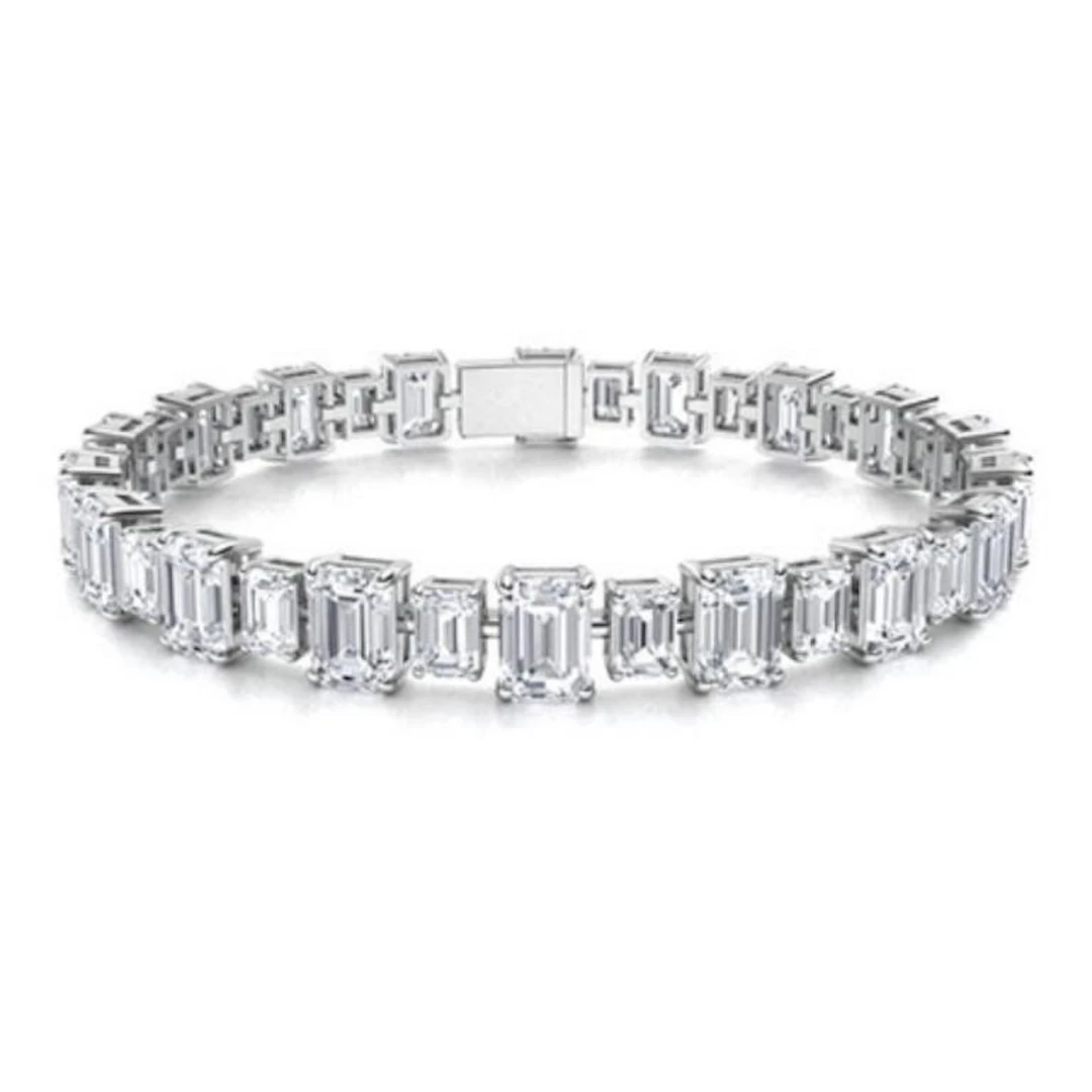 Gold & White Diamonds 25.13 Cts Bracelet