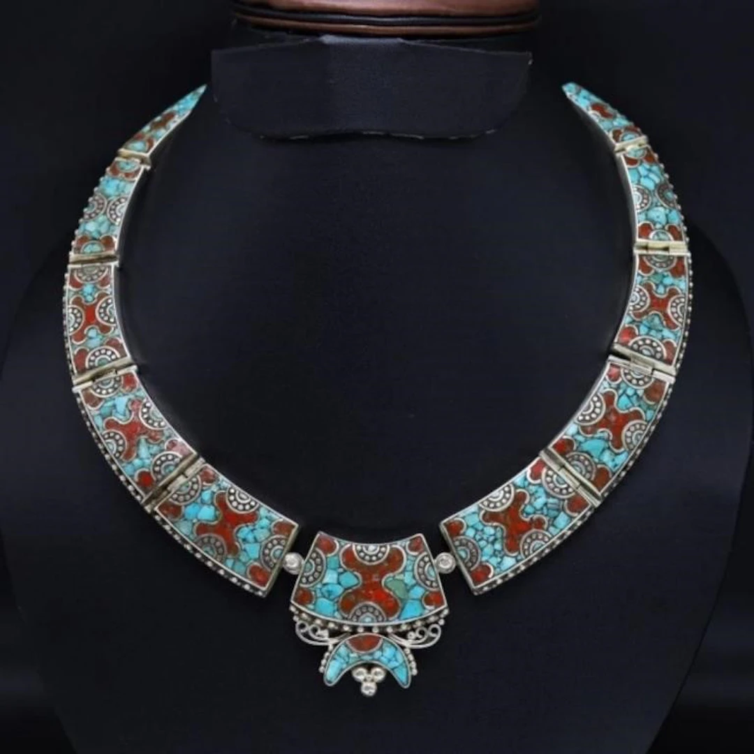 Tibet Natural Stone Tribal Queen Royal Necklace
