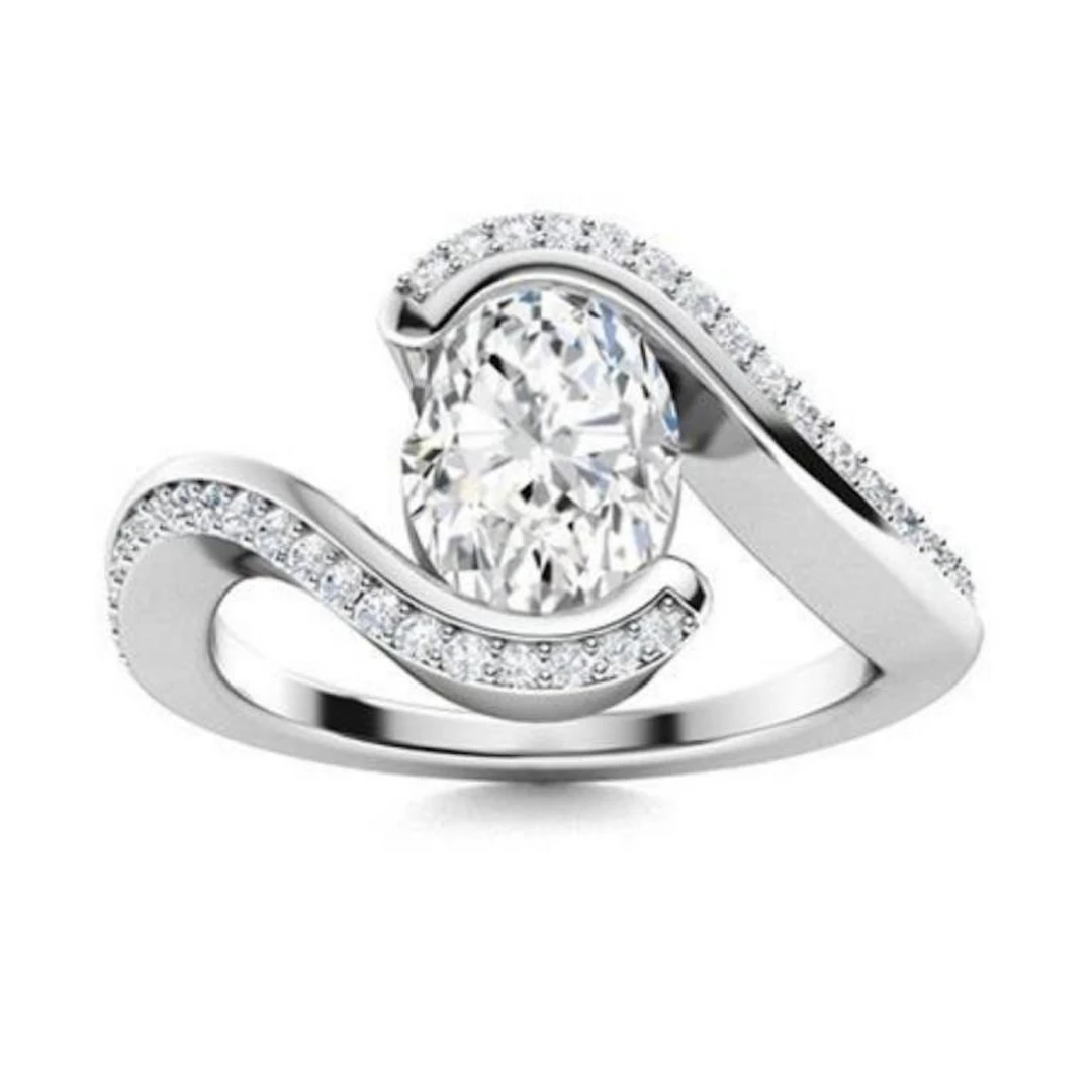 Gold & White Diamond 2.5 Cts Ring - E/VVS