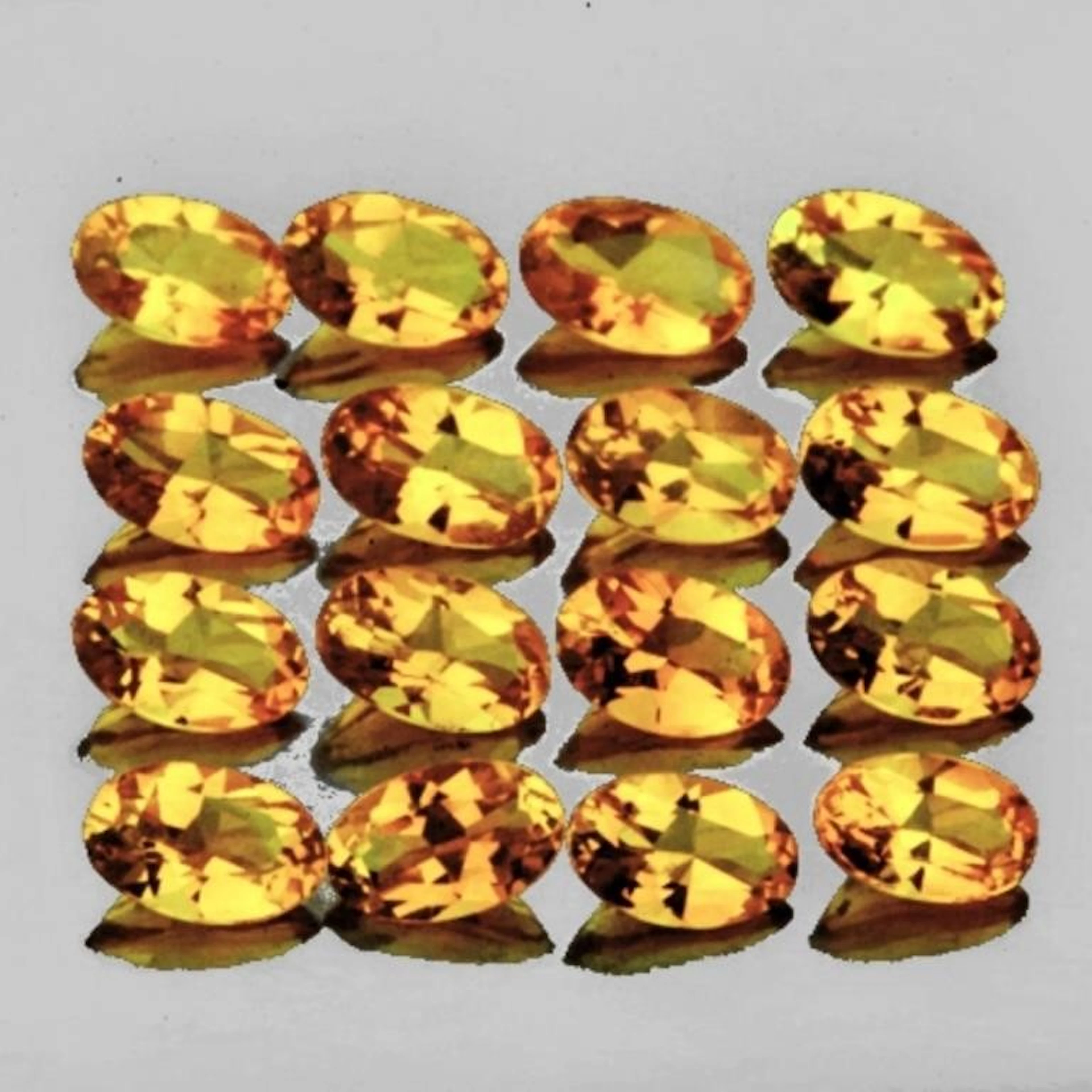 Natural Golden Yellow Citrine 16 Pcs (Flawless-VVS
