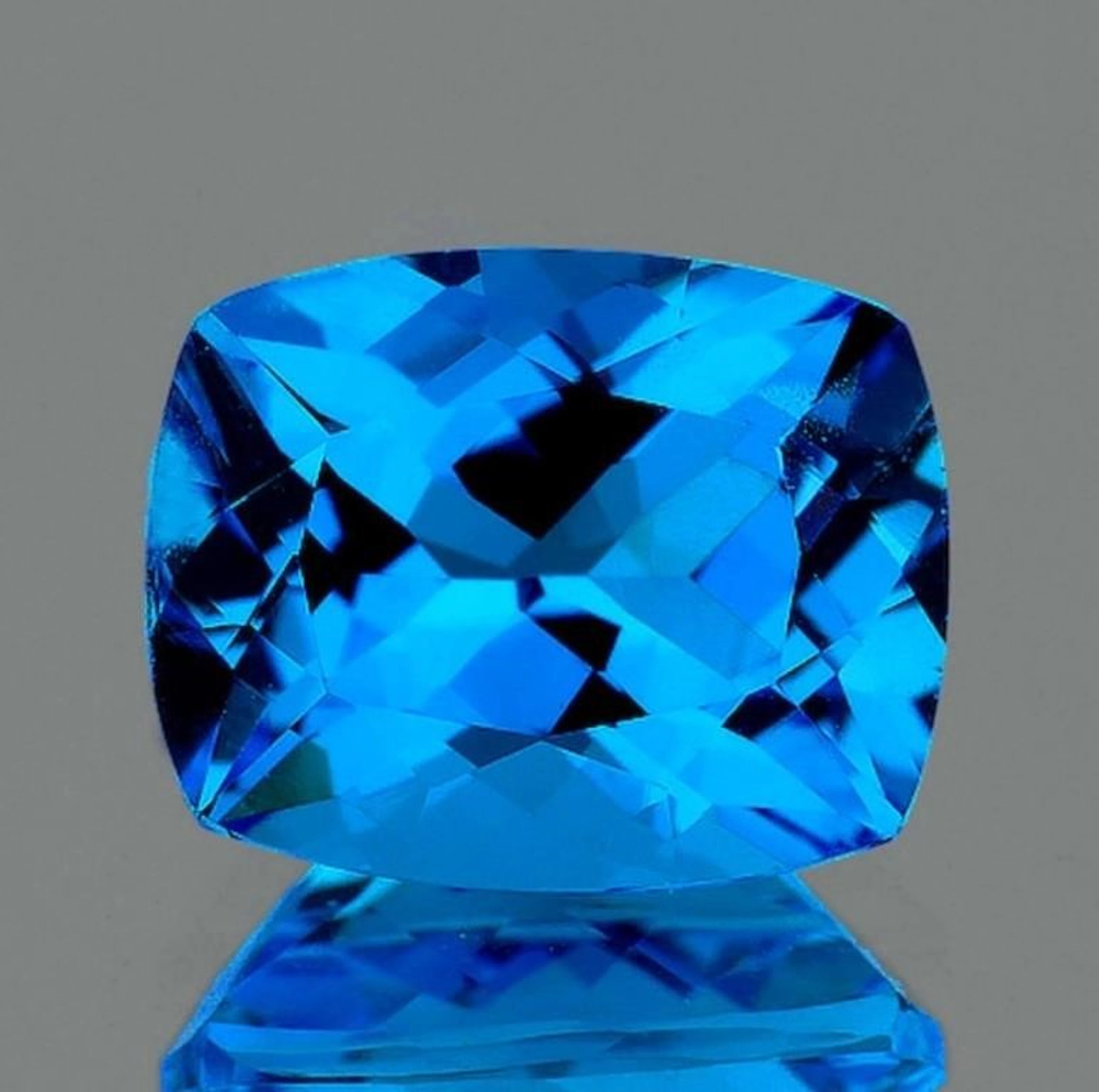Natural Cushion Swiss Blue Topaz [Flawless-VVS]