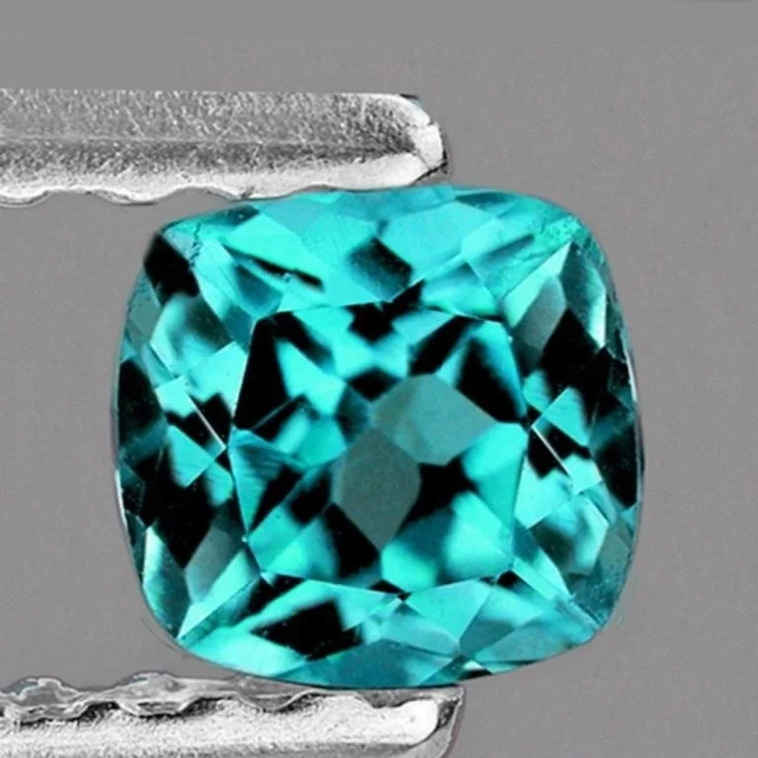 Natural Brazil Green Blue Apatite [VVS]