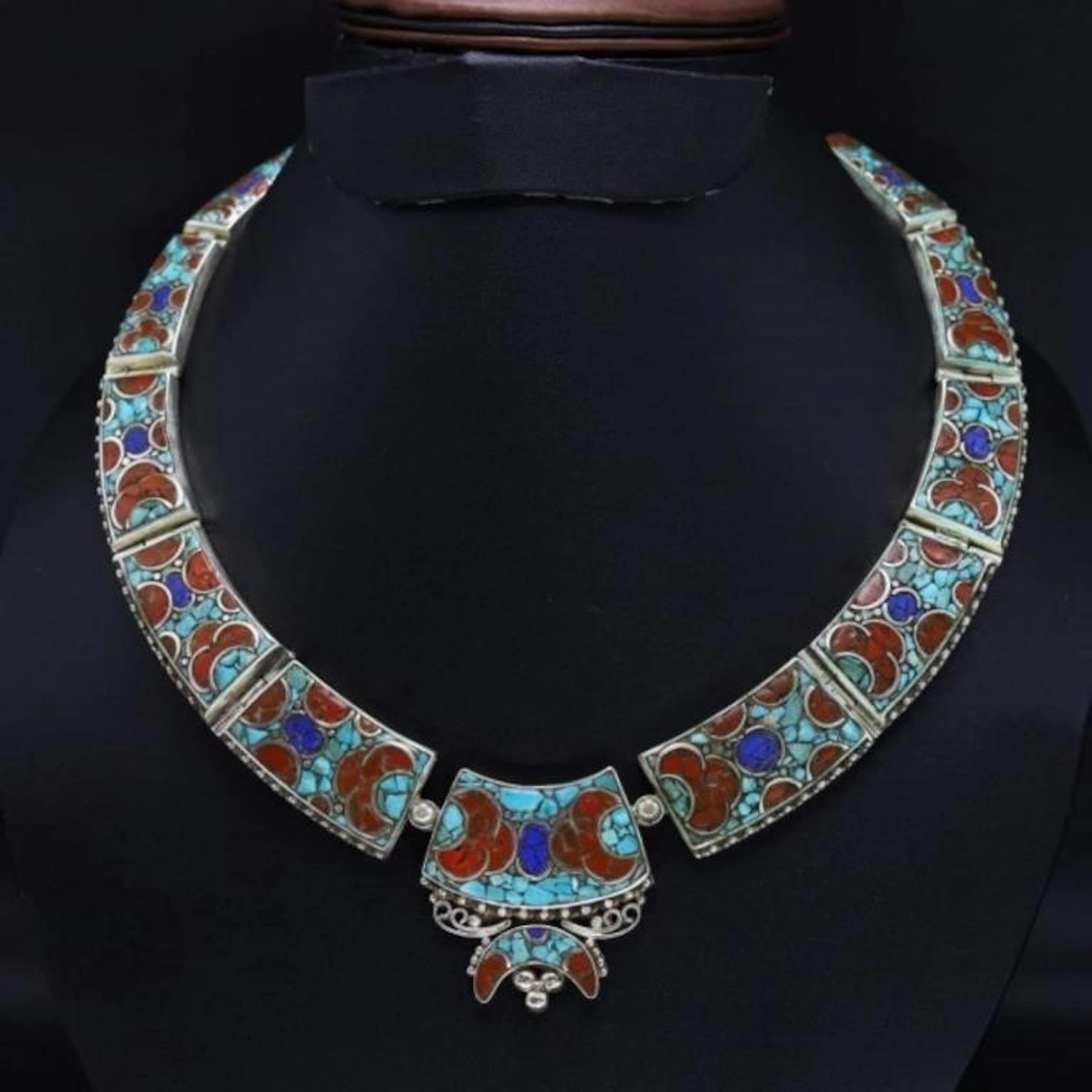 Tibet Natural Stone Tribal Queen Royal Necklace