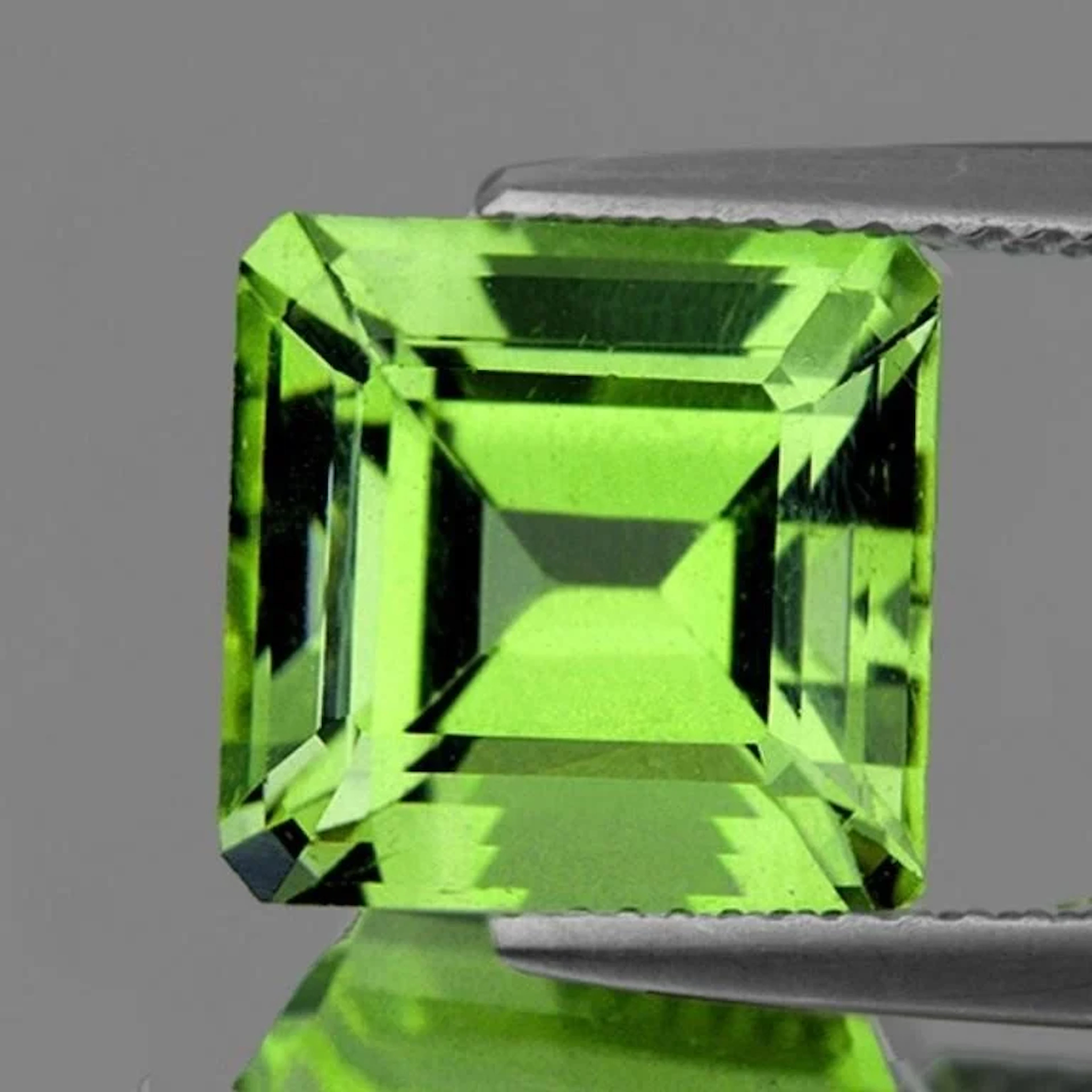 Natural Asscher Apple Green Tourmaline [Flawless-V