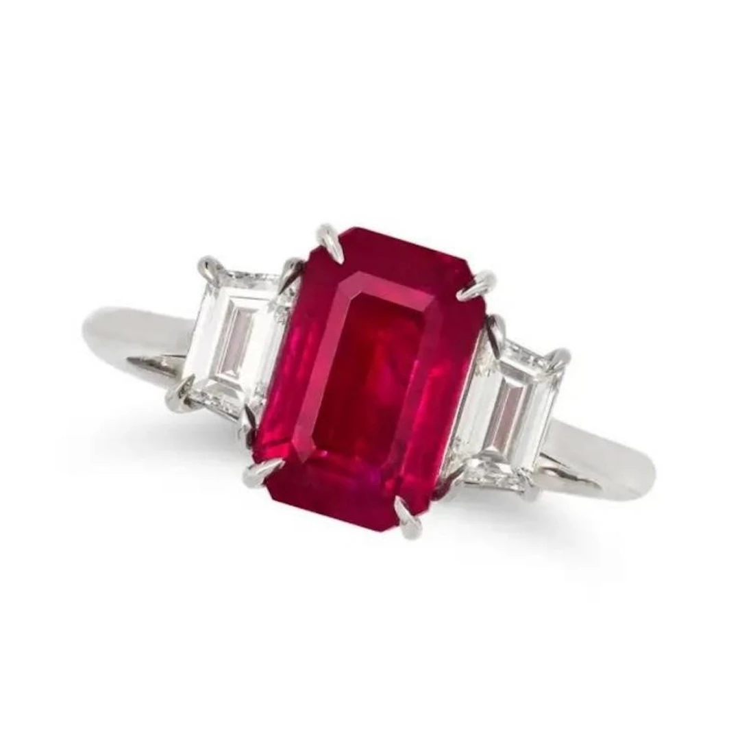 Gold & Pigeon Blood Red Ruby & Diamonds Ring