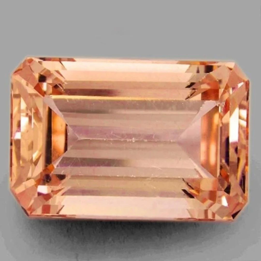 Natural Intense Peach Morganite [Flawless-VVS]