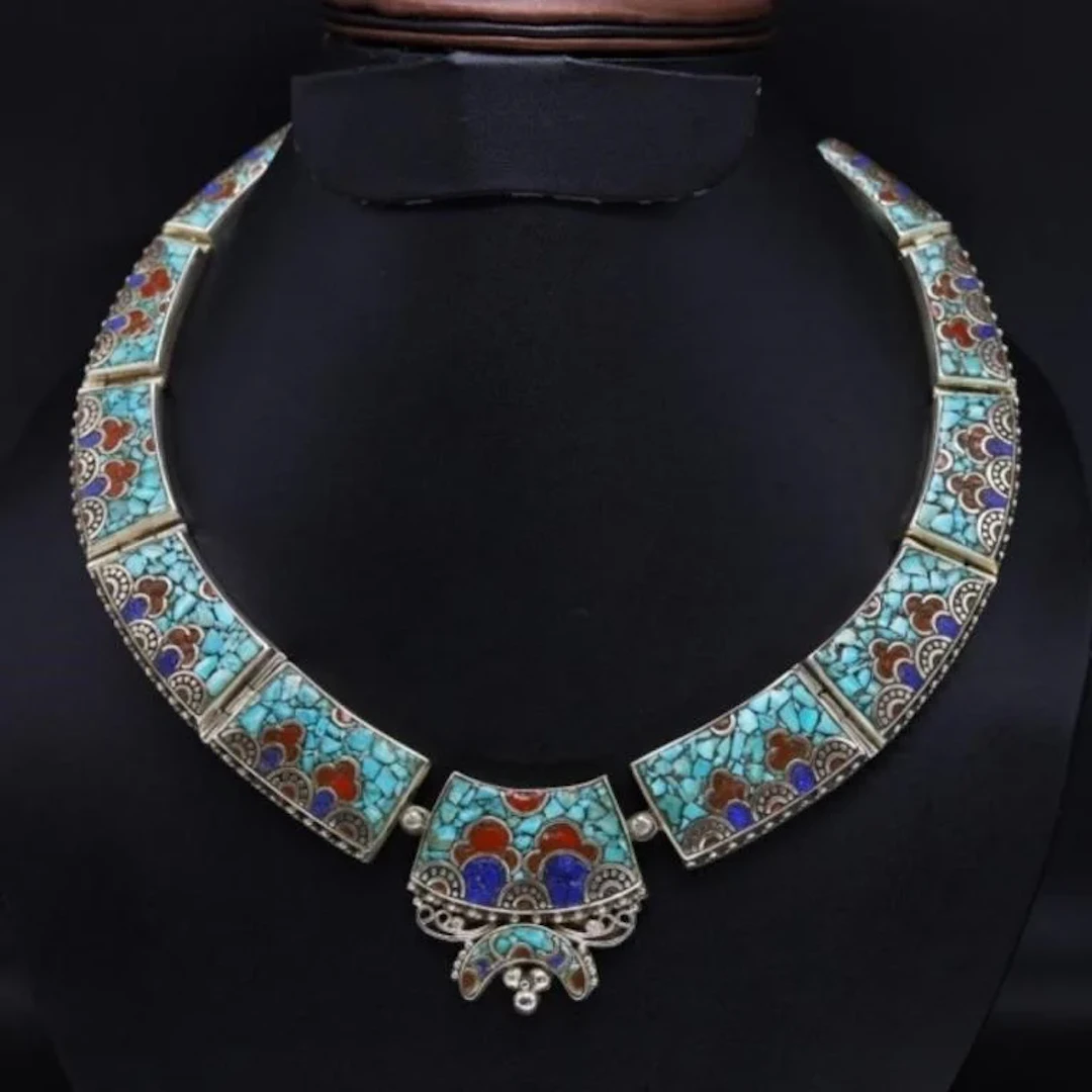Tibet Natural Stone Tribal Queen Royal Necklace