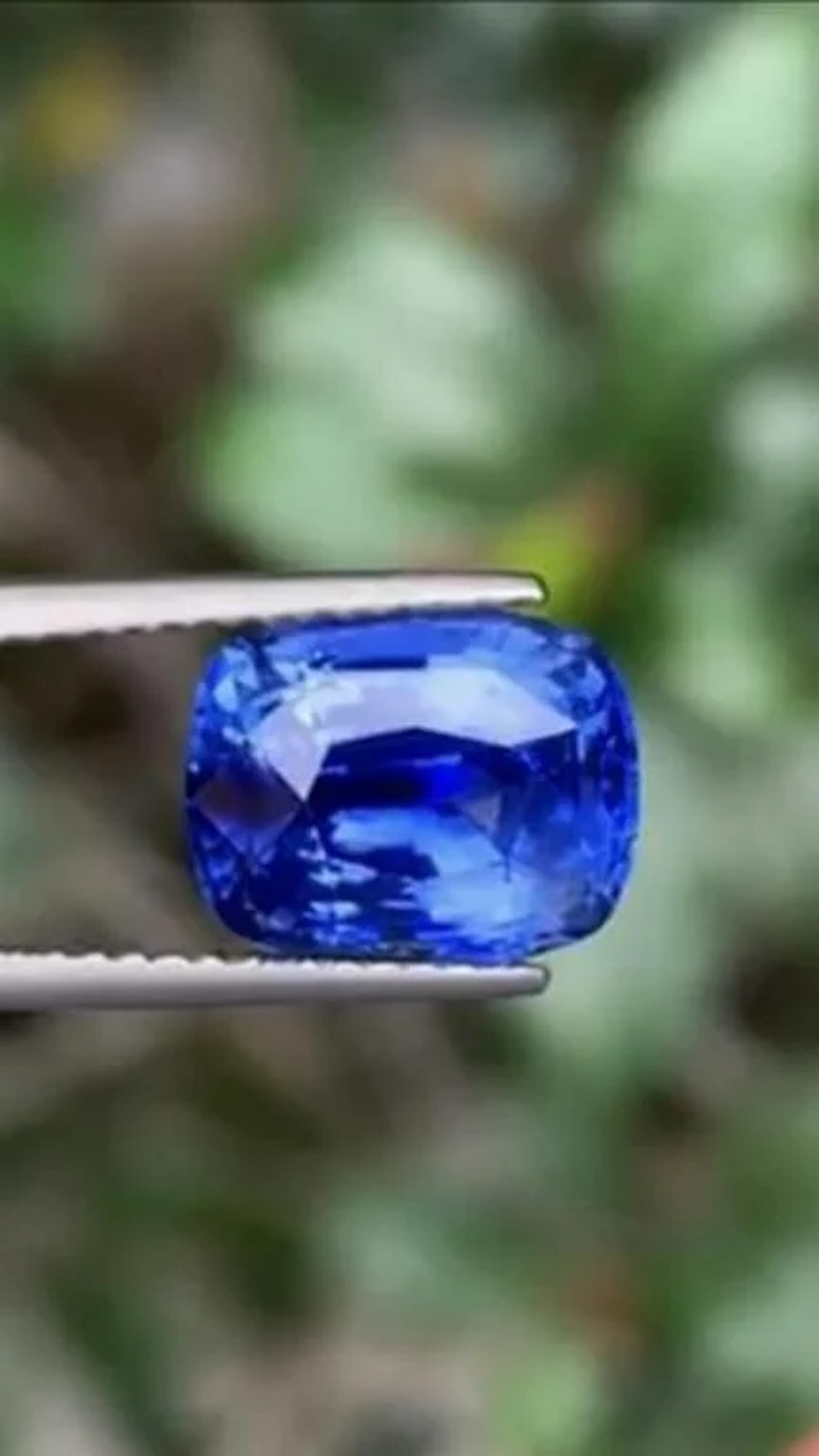 Natural Untreated Cornflower Blue Sapphire 4.18 Ct