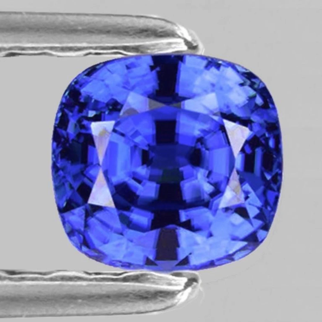 Natural Cushion Ceylon Blue Sapphire { VVS }