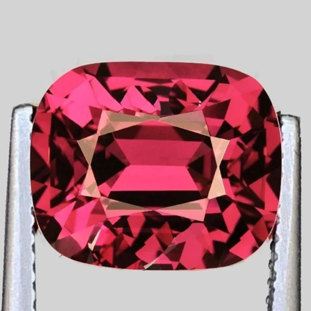 Natural Raspberry Pink Rhodolite Garnet {Flawless-